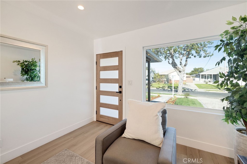 1544 W 215th Street