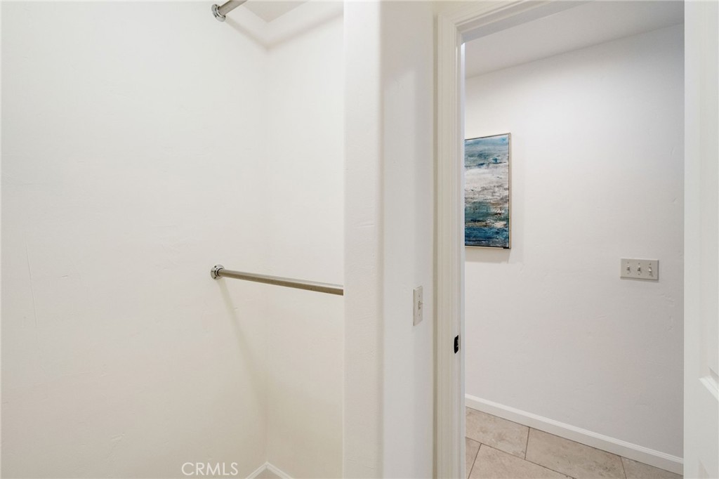 1600 Ardmore Avenue 107