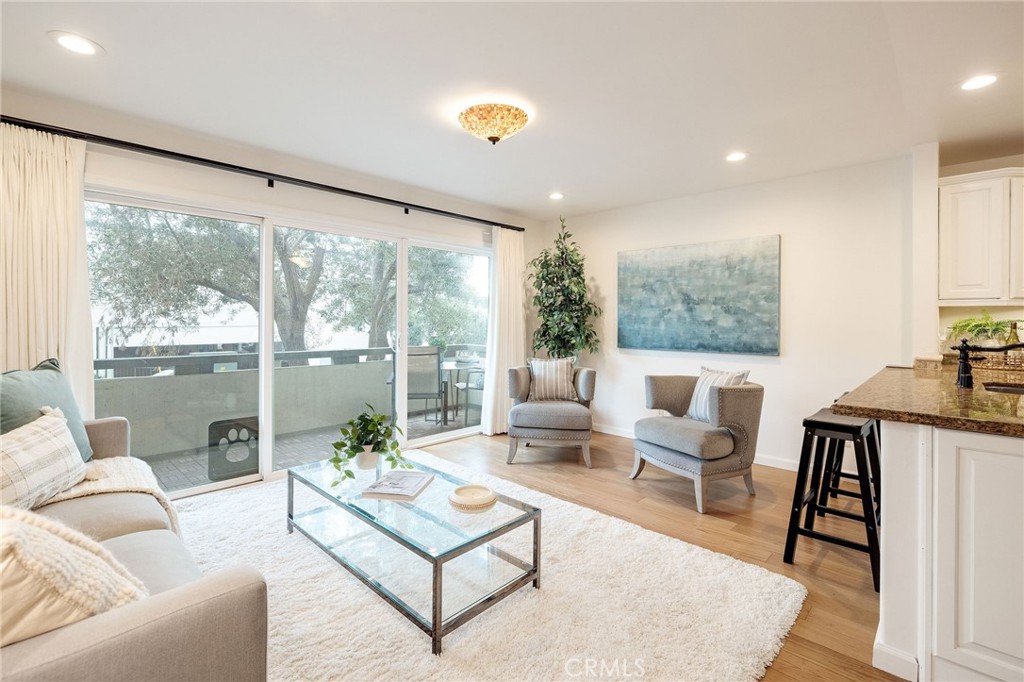 1600 Ardmore Avenue 107