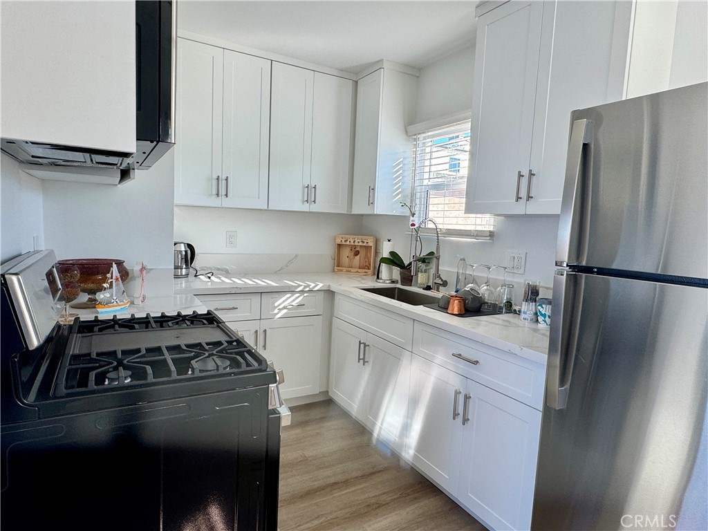 908 Manhattan Avenue D