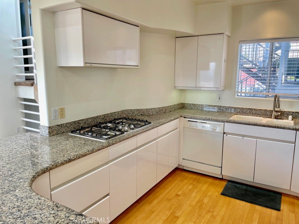 1342 Manhattan Avenue