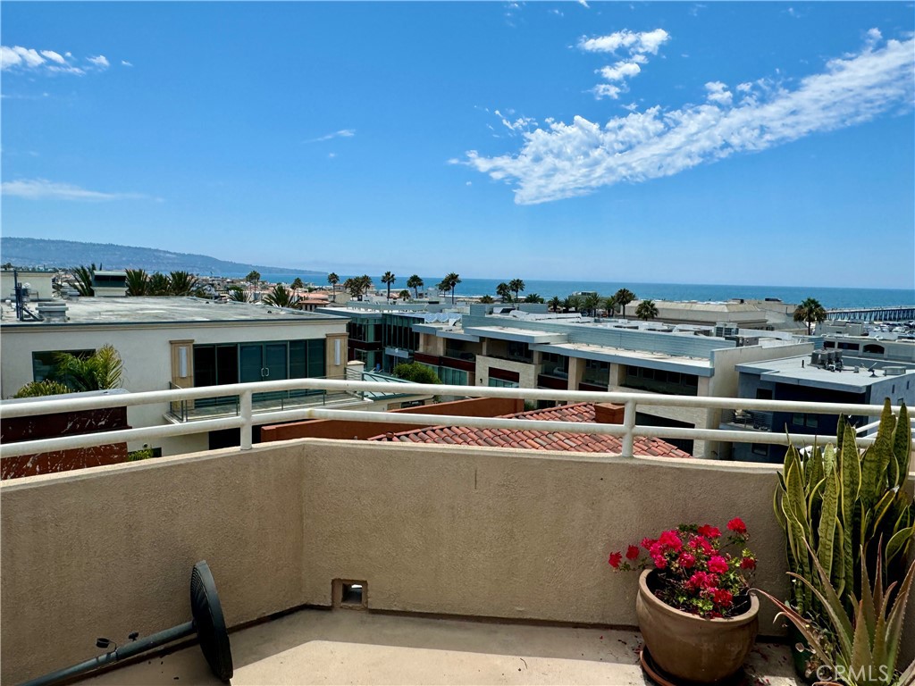 1342 Manhattan Avenue