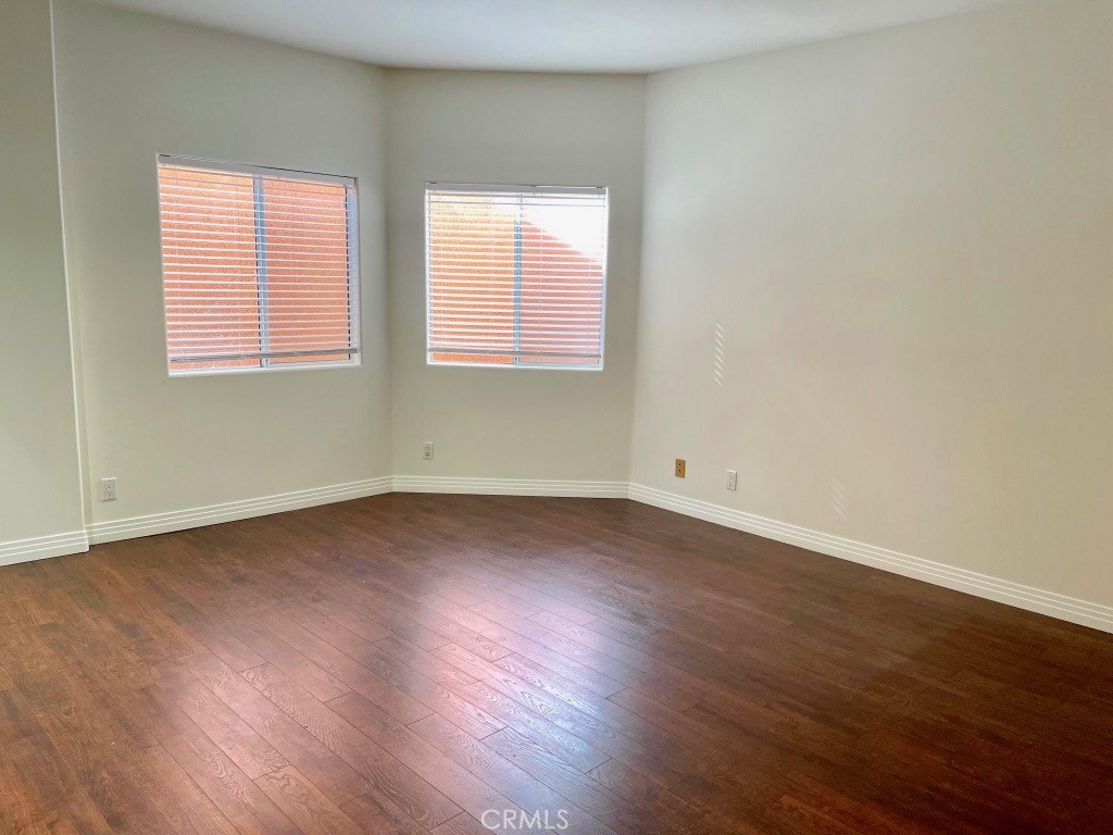 1342 Manhattan Avenue