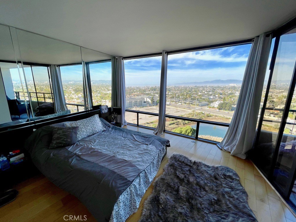 4265 Marina City Drive 805