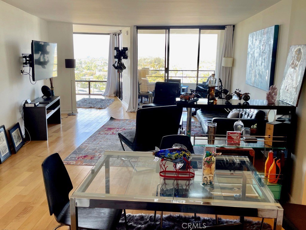 4265 Marina City Drive 805