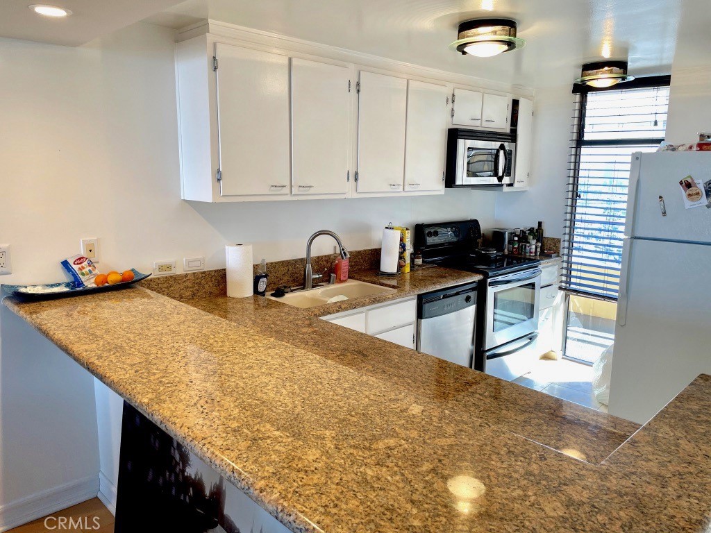 4265 Marina City Drive 805