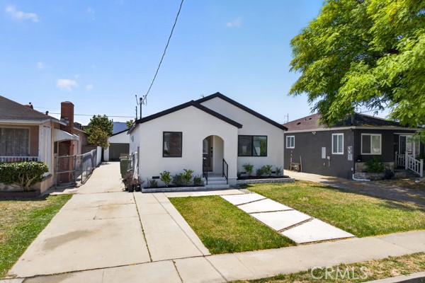 4562 W 142nd Street