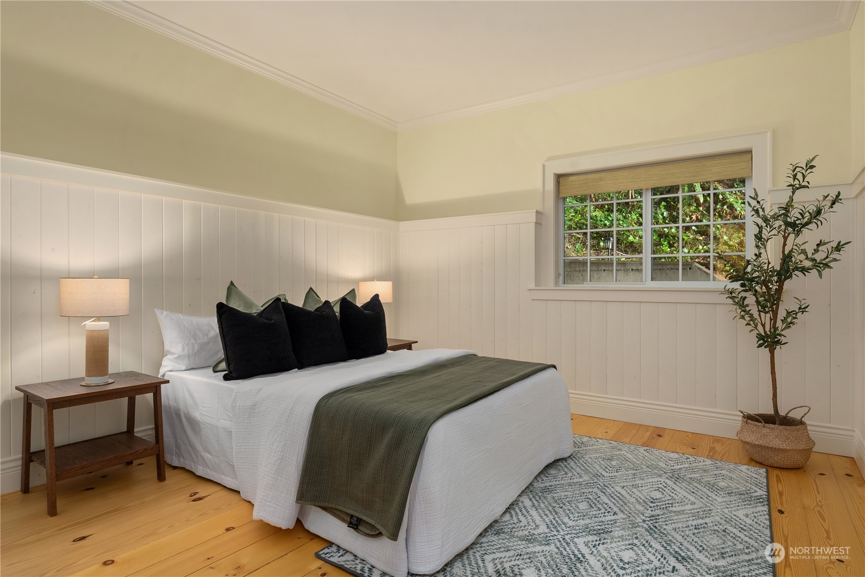 1448 W Lake Sammamish Parkway NE