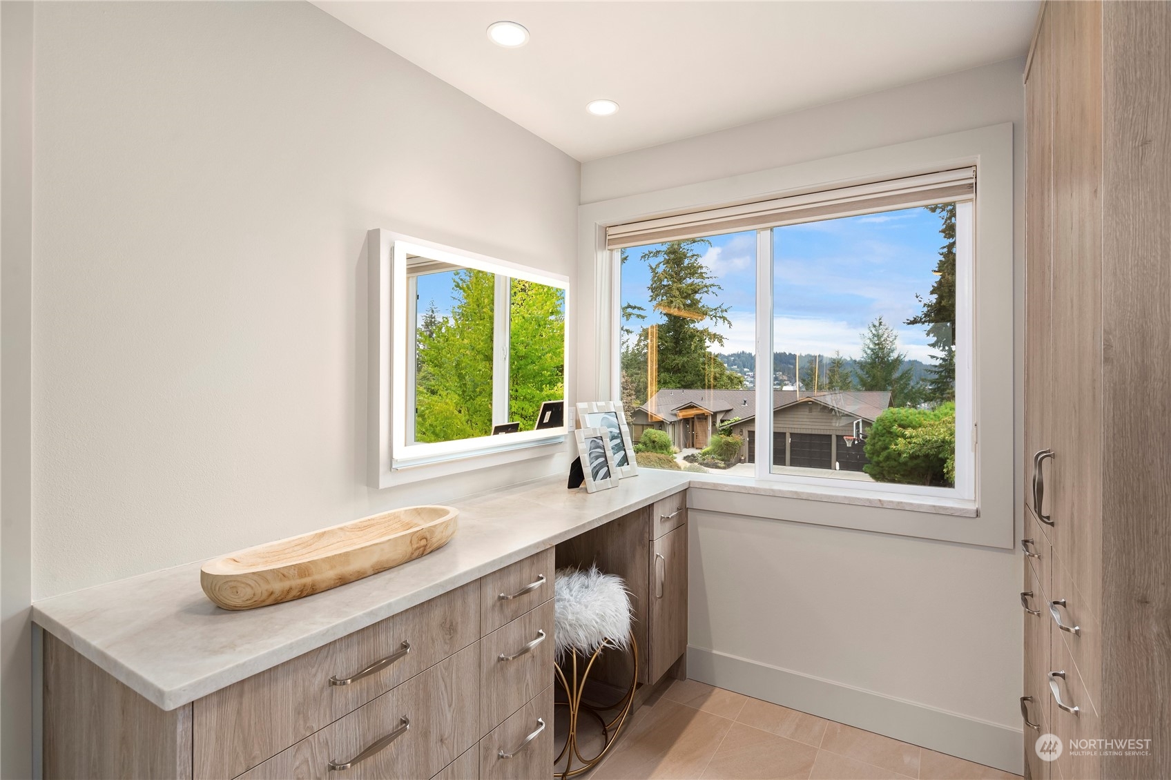 1465 185th Avenue NE