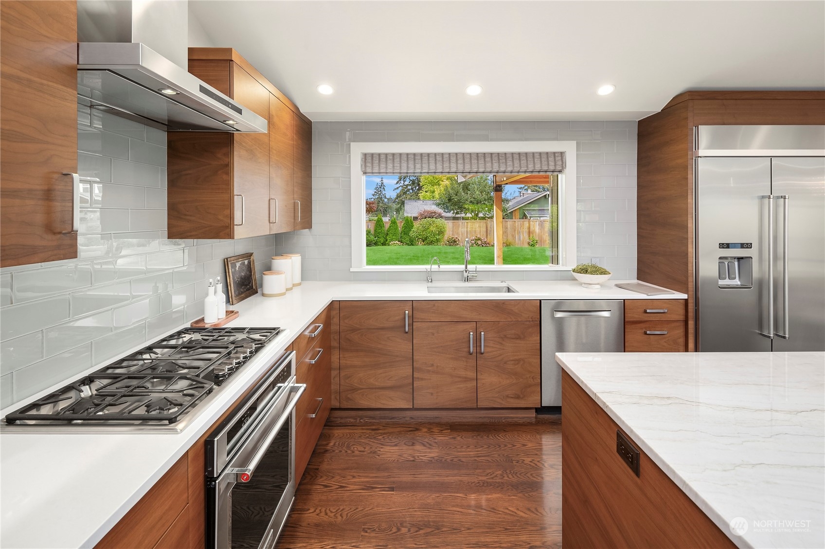 1465 185th Avenue NE