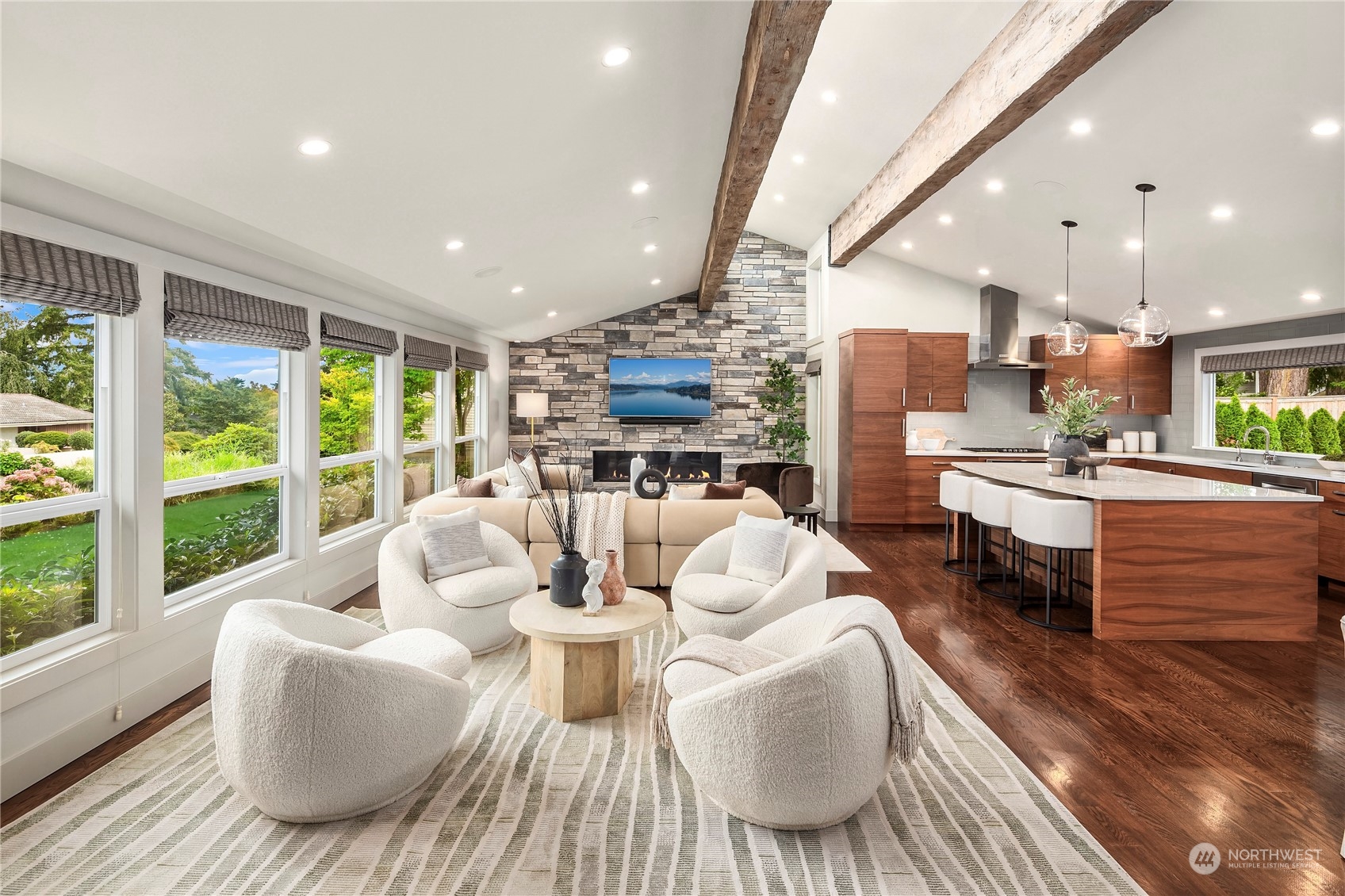 1465 185th Avenue NE