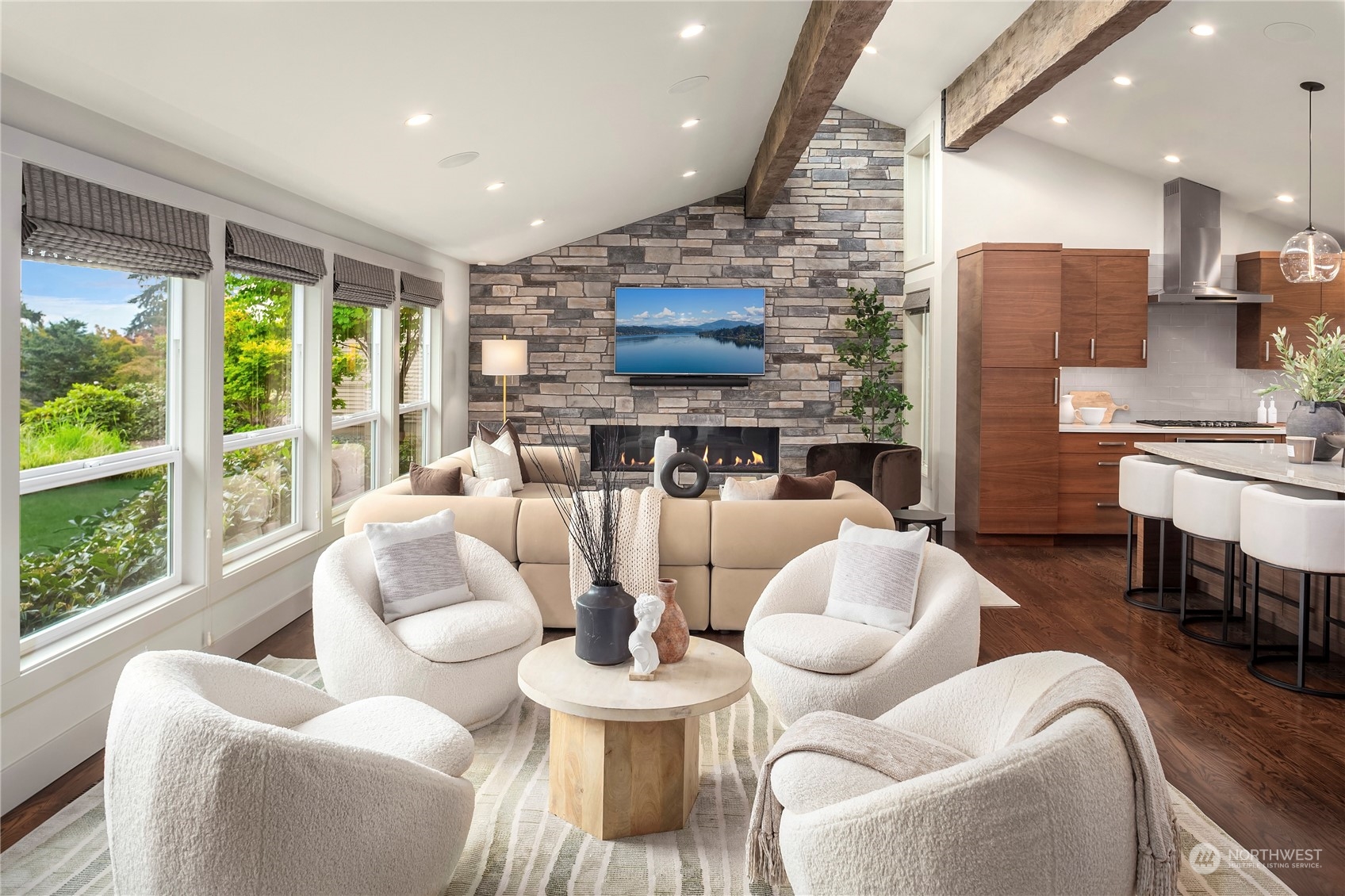 1465 185th Avenue NE