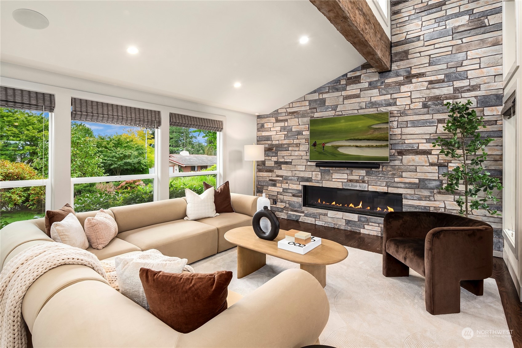 1465 185th Avenue NE