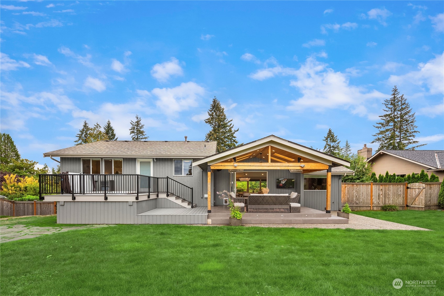 1465 185th Avenue NE