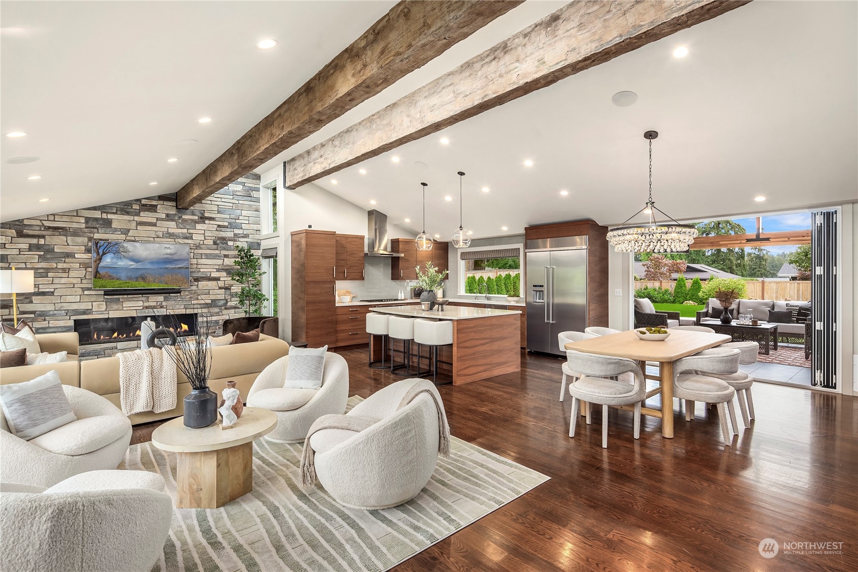 1465 185th Avenue NE