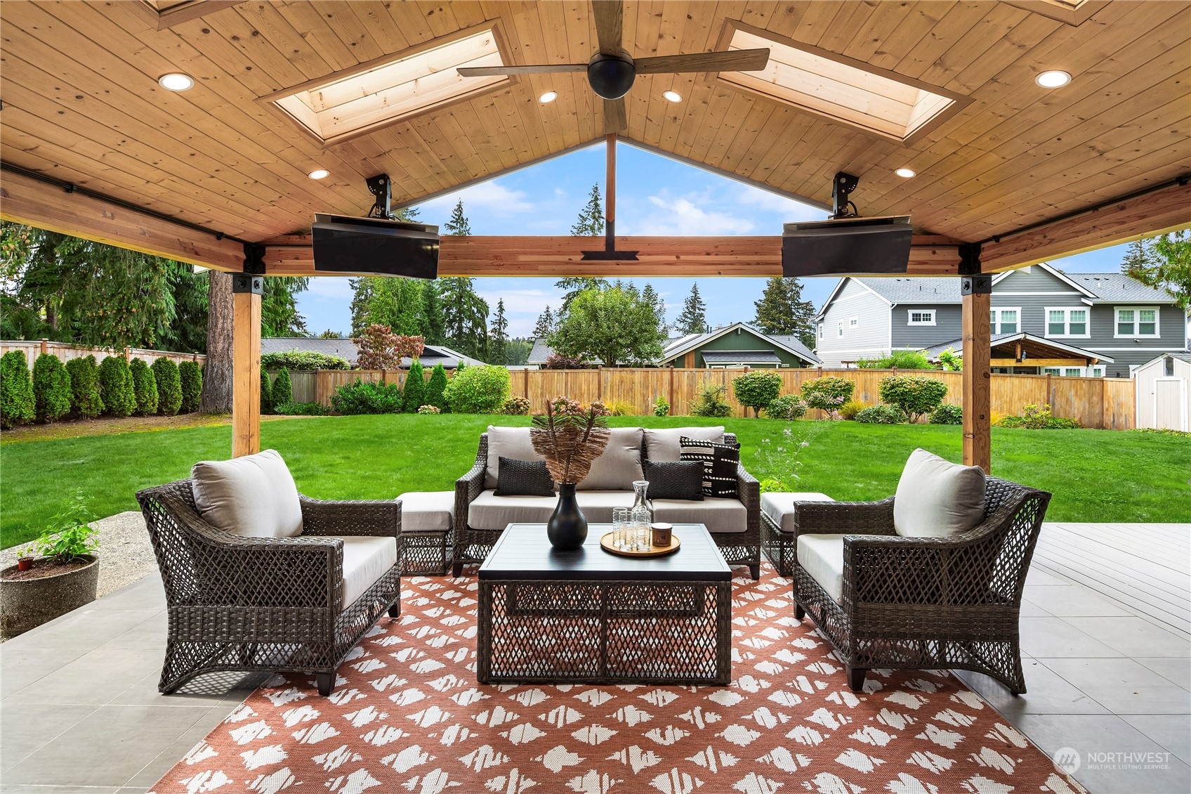 1465 185th Avenue NE