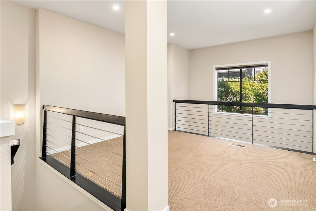 10410 NE 12th St Unit: 106