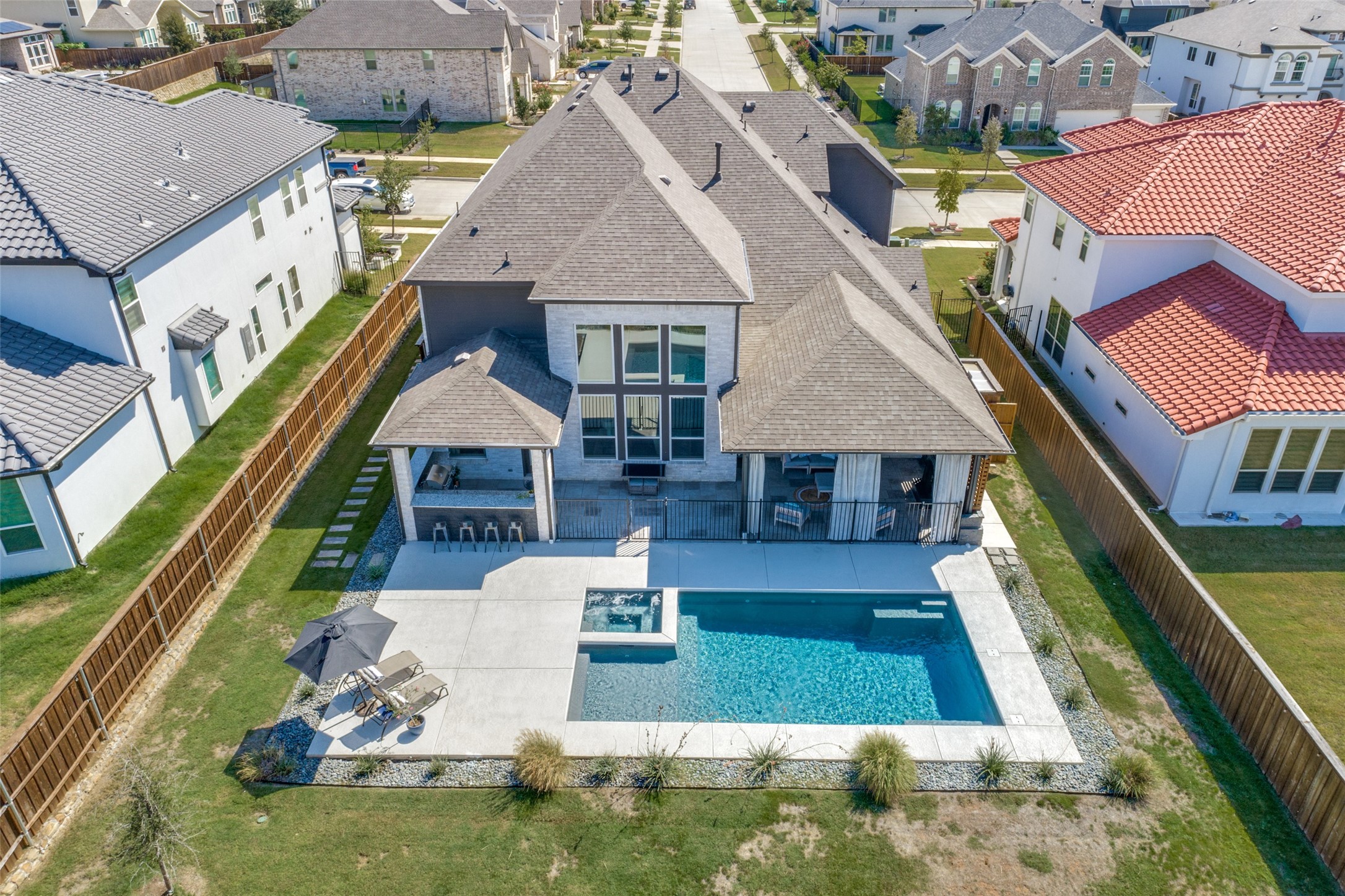 15817 Pleat Leaf Road