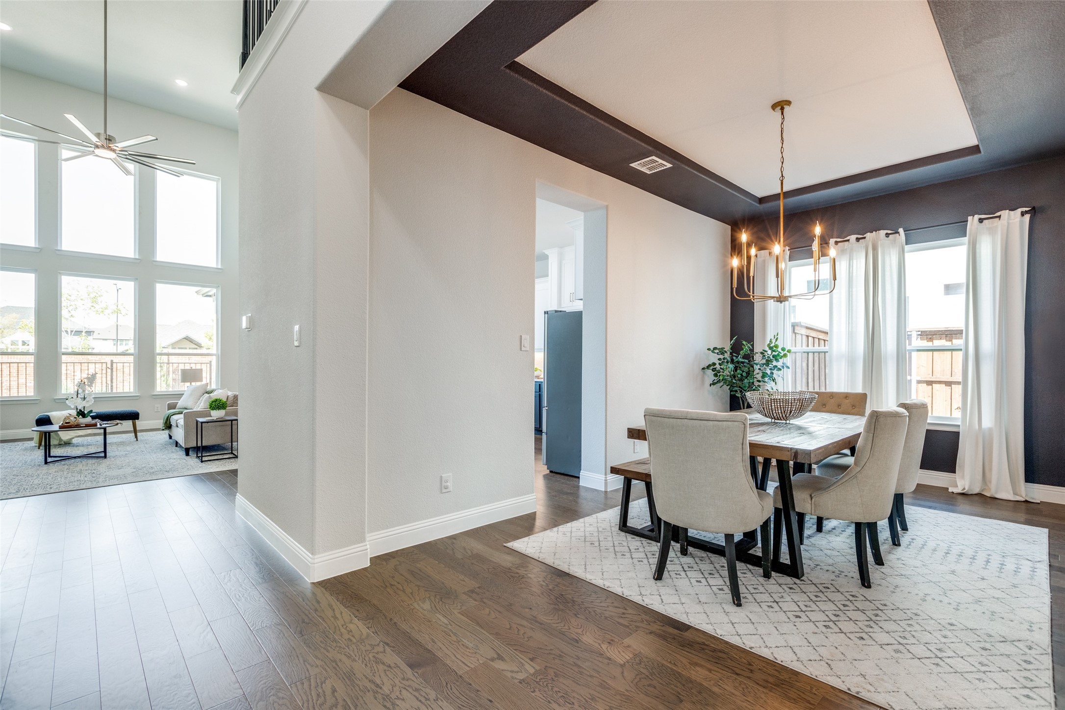 15817 Pleat Leaf Road