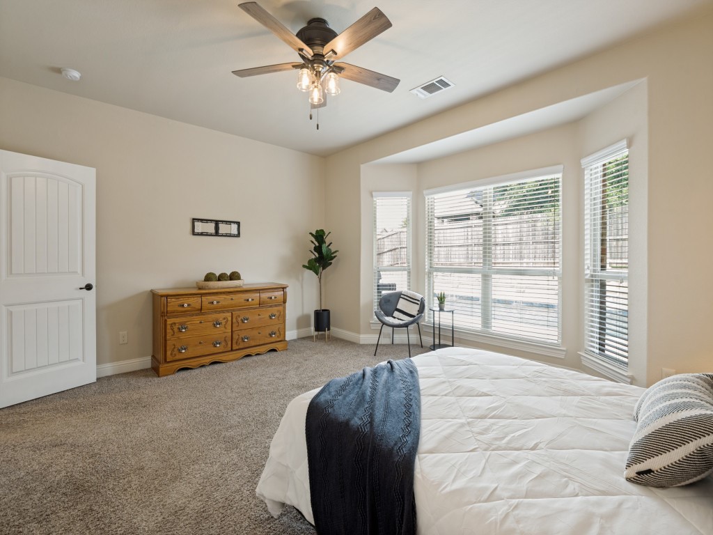 401 Tanner Square
