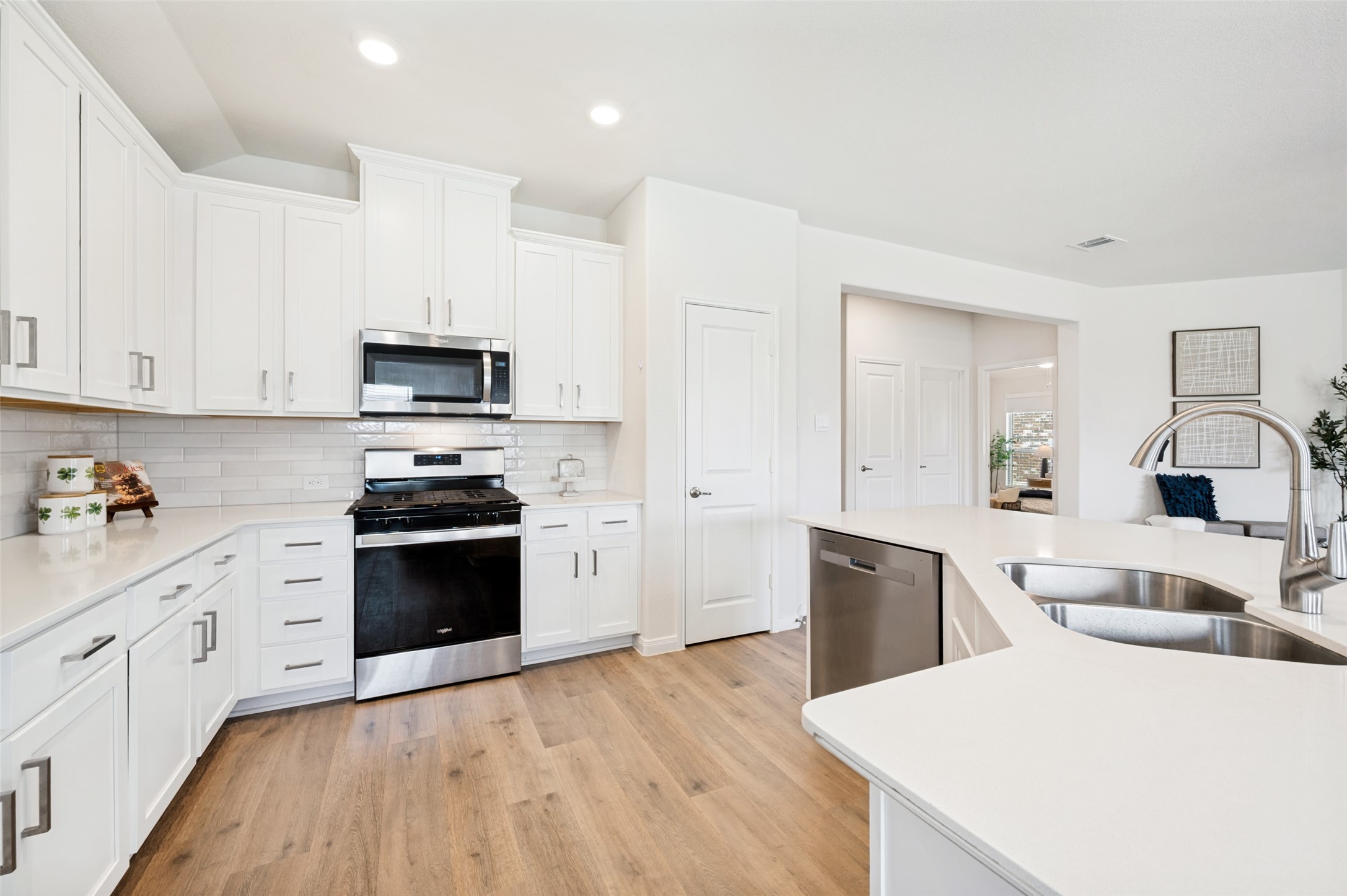 2906 Jasper Trail