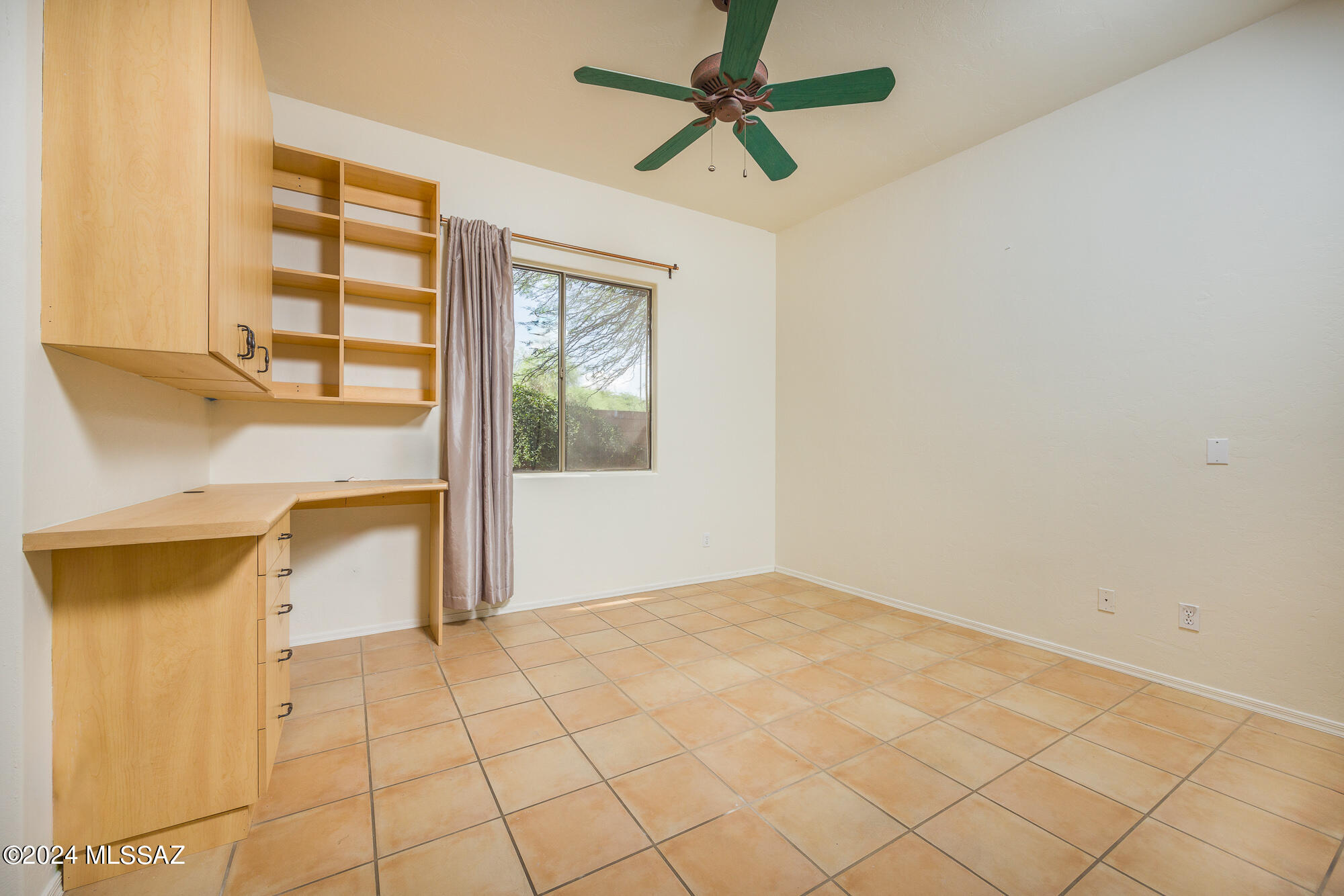 5396 E Calle Vista De Colores