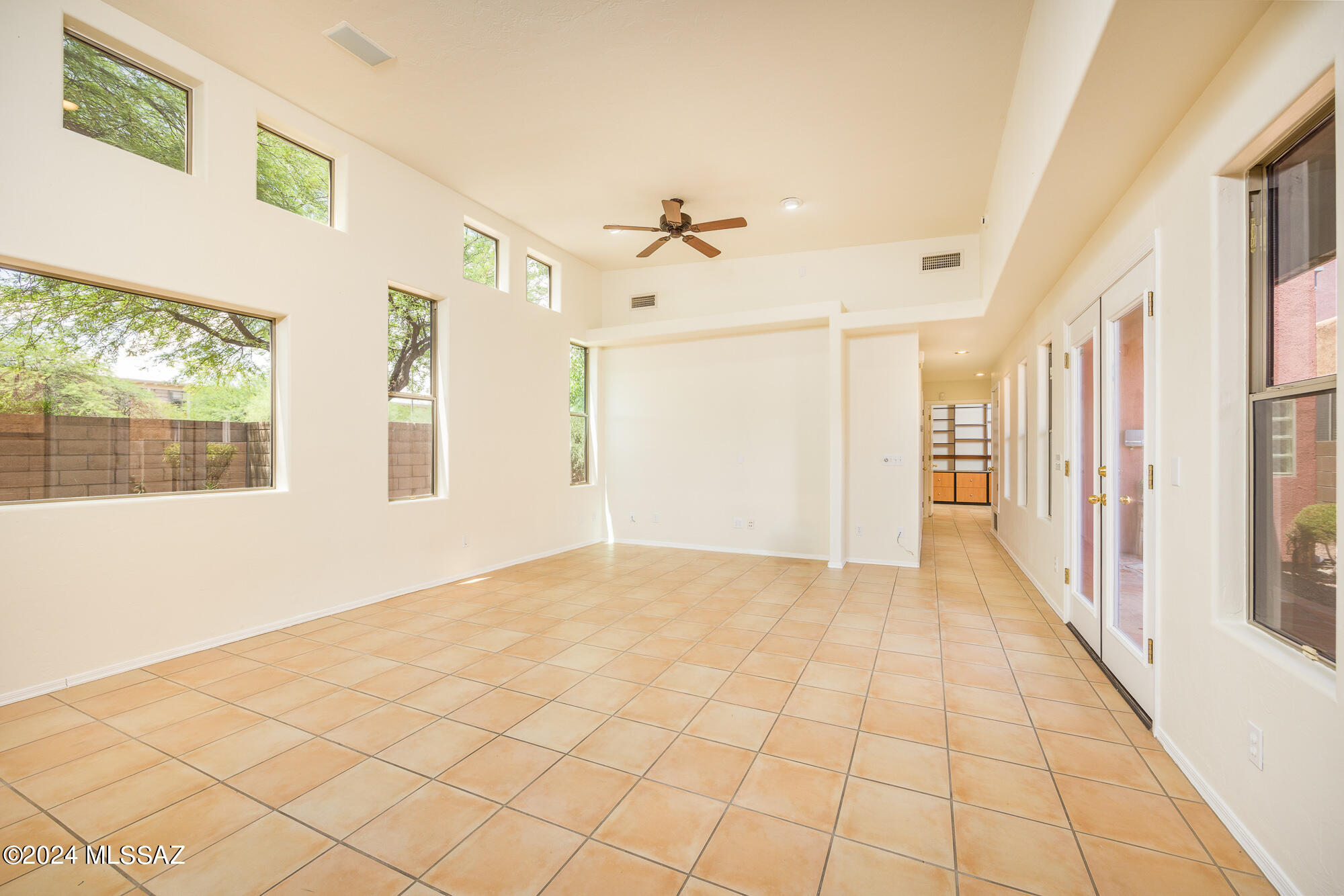 5396 E Calle Vista De Colores