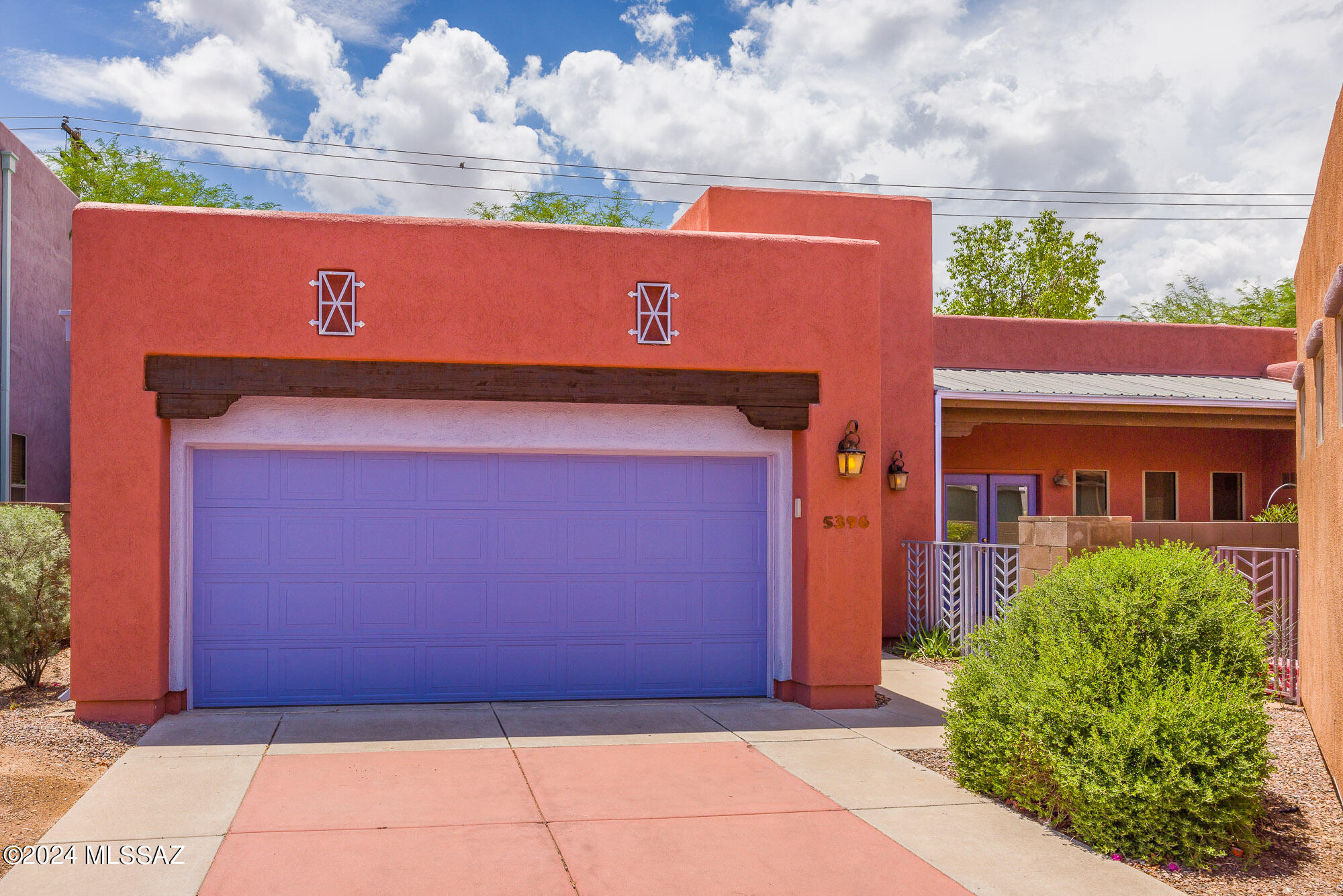 5396 E Calle Vista De Colores