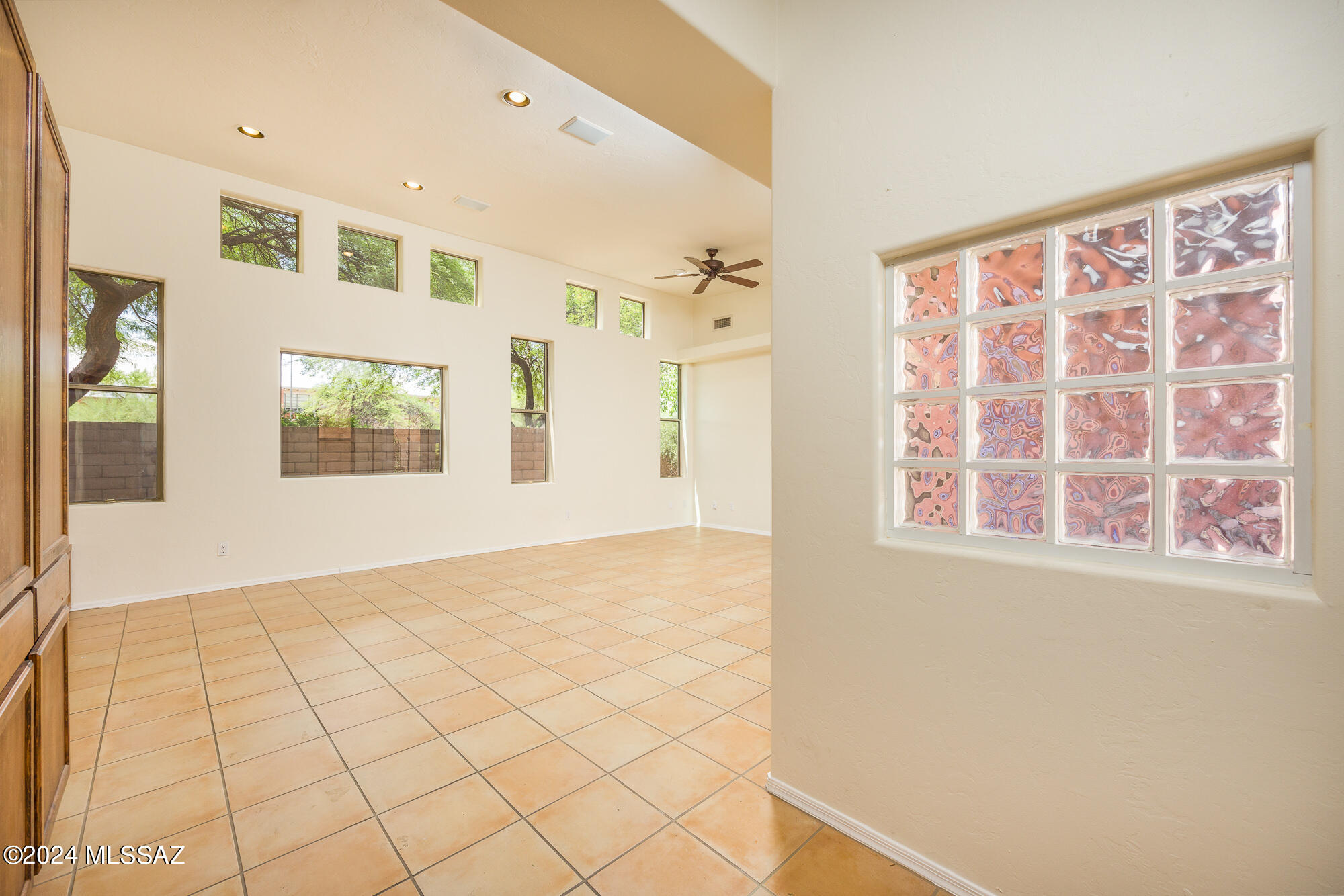 5396 E Calle Vista De Colores