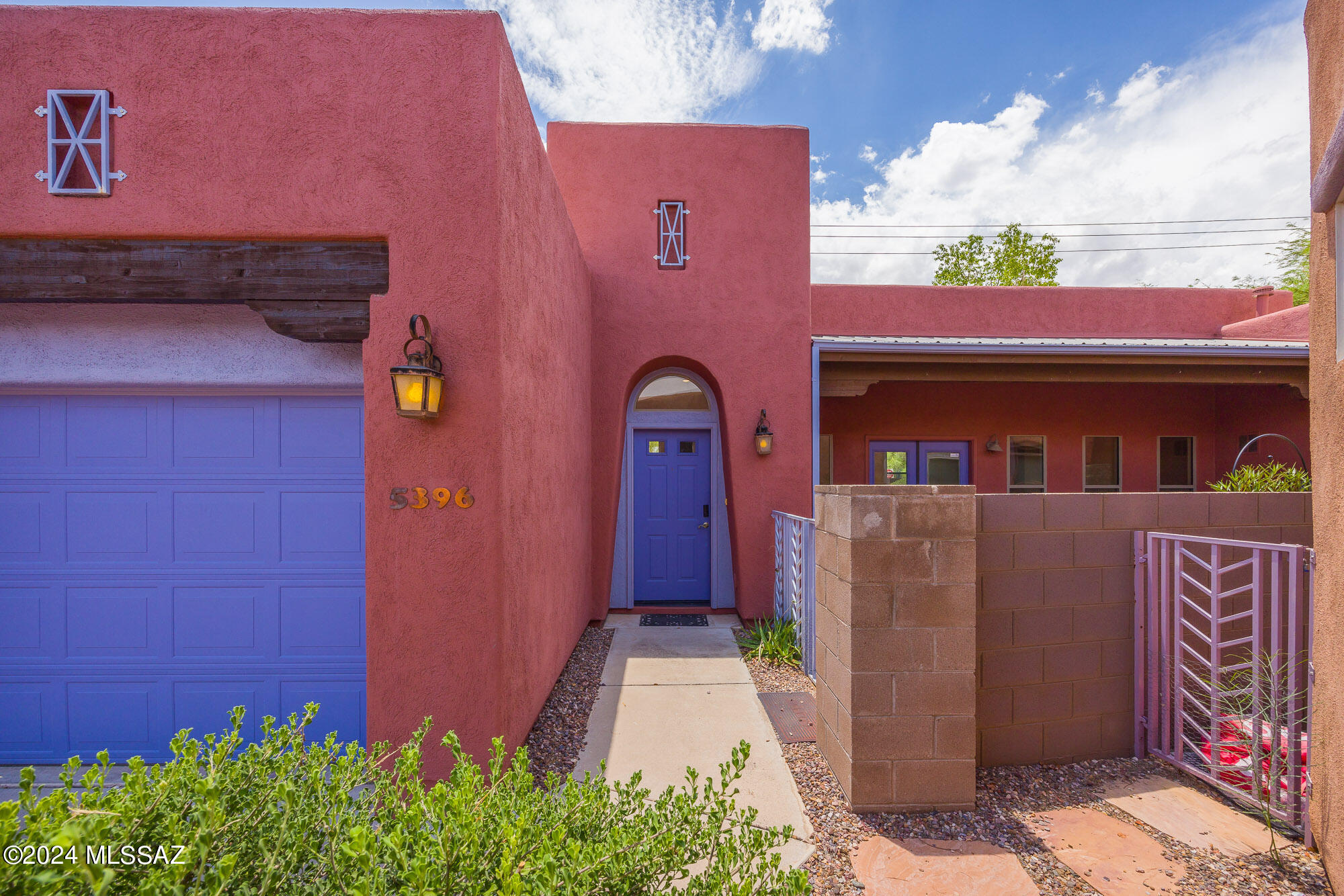 5396 E Calle Vista De Colores