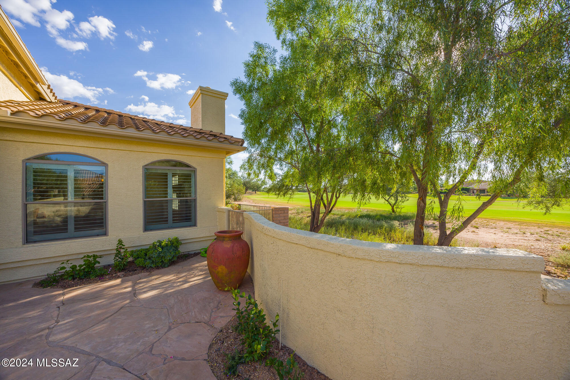 2560 E Greenwich Place