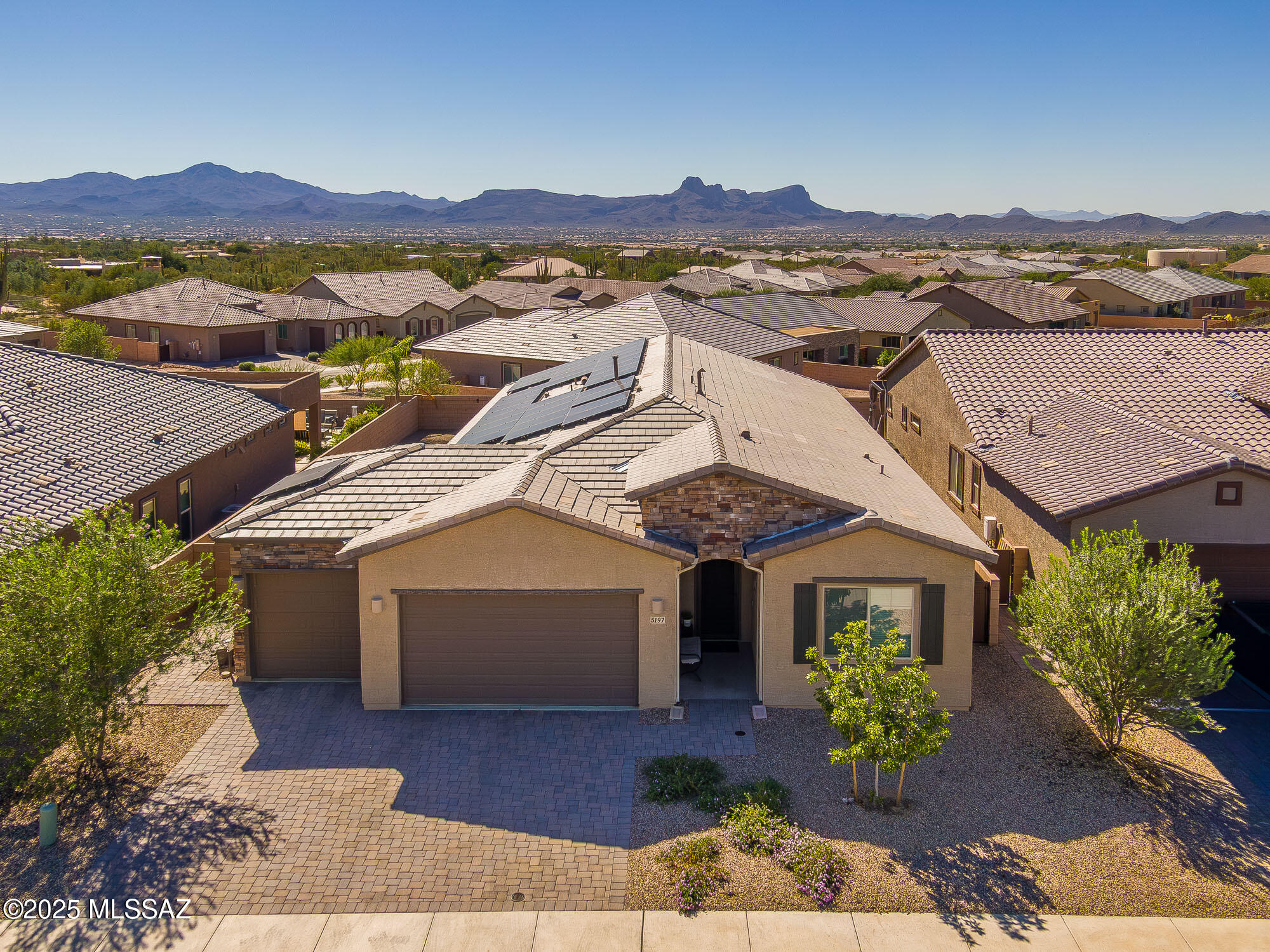 5197 W Ridgemont Court