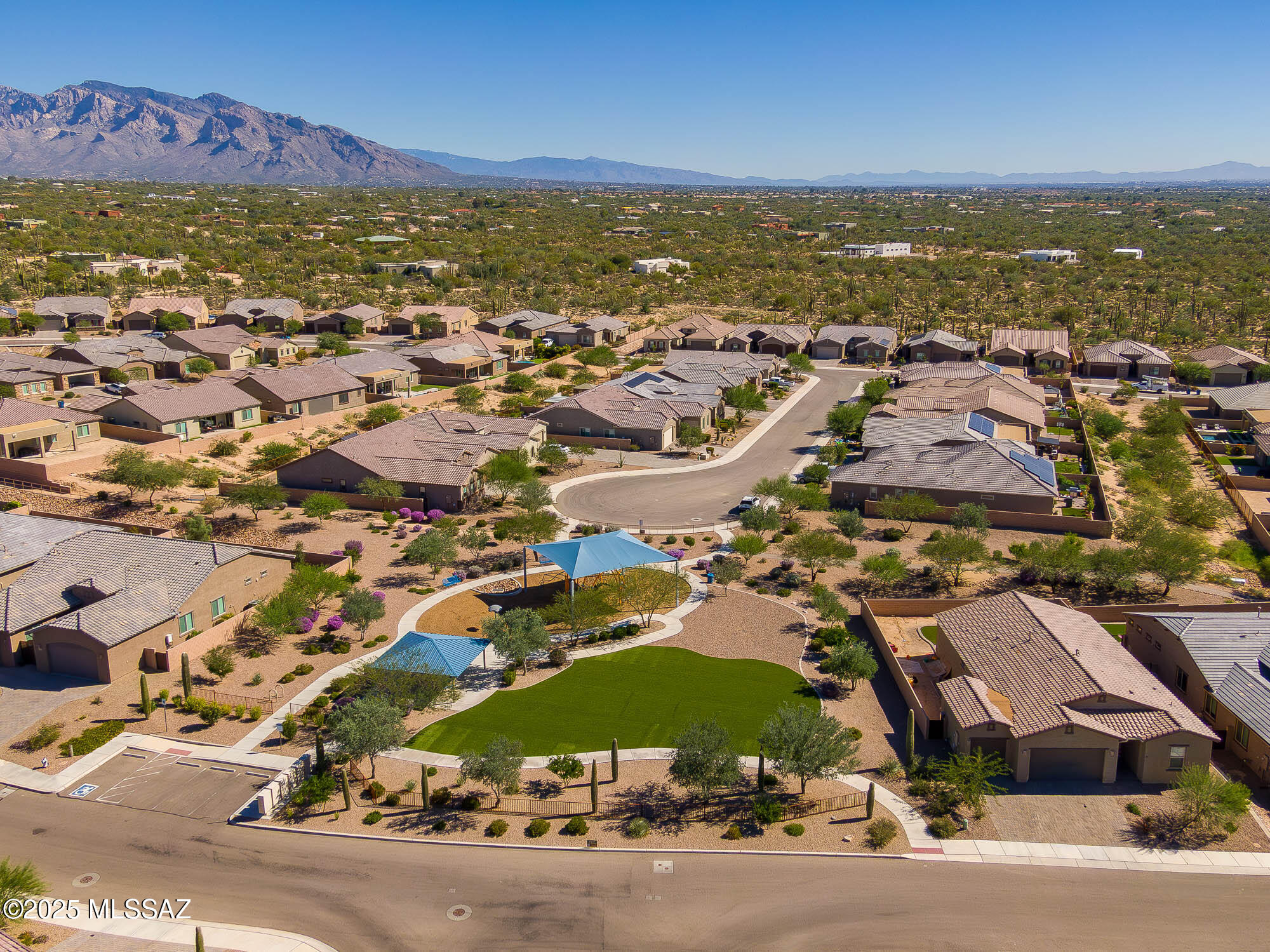 5197 W Ridgemont Court