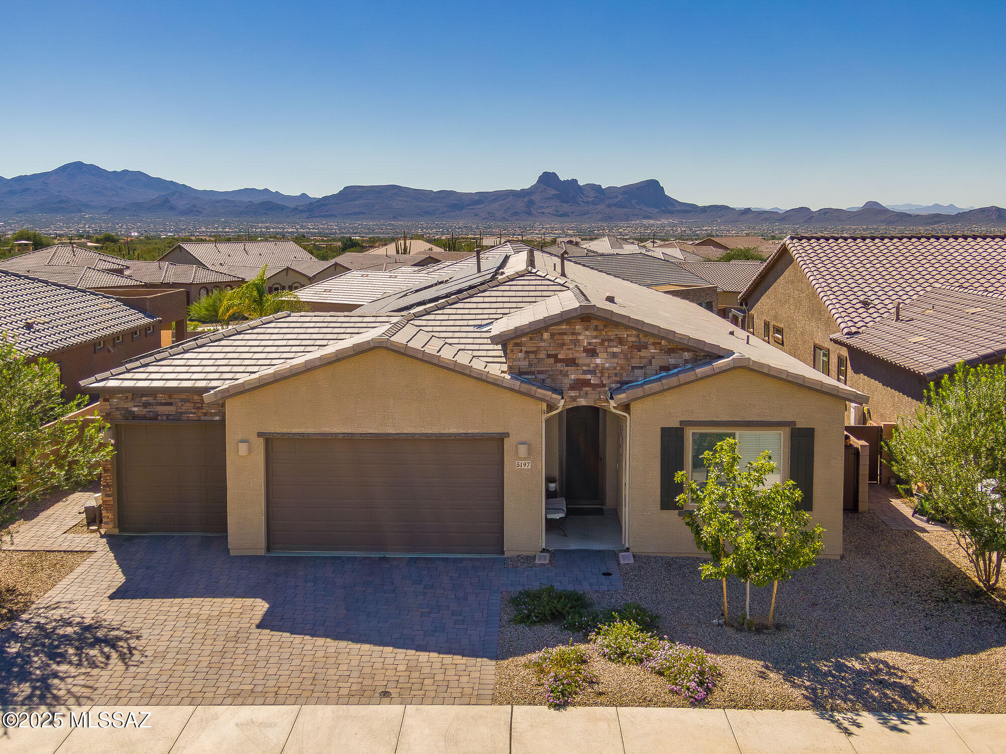 5197 W Ridgemont Court