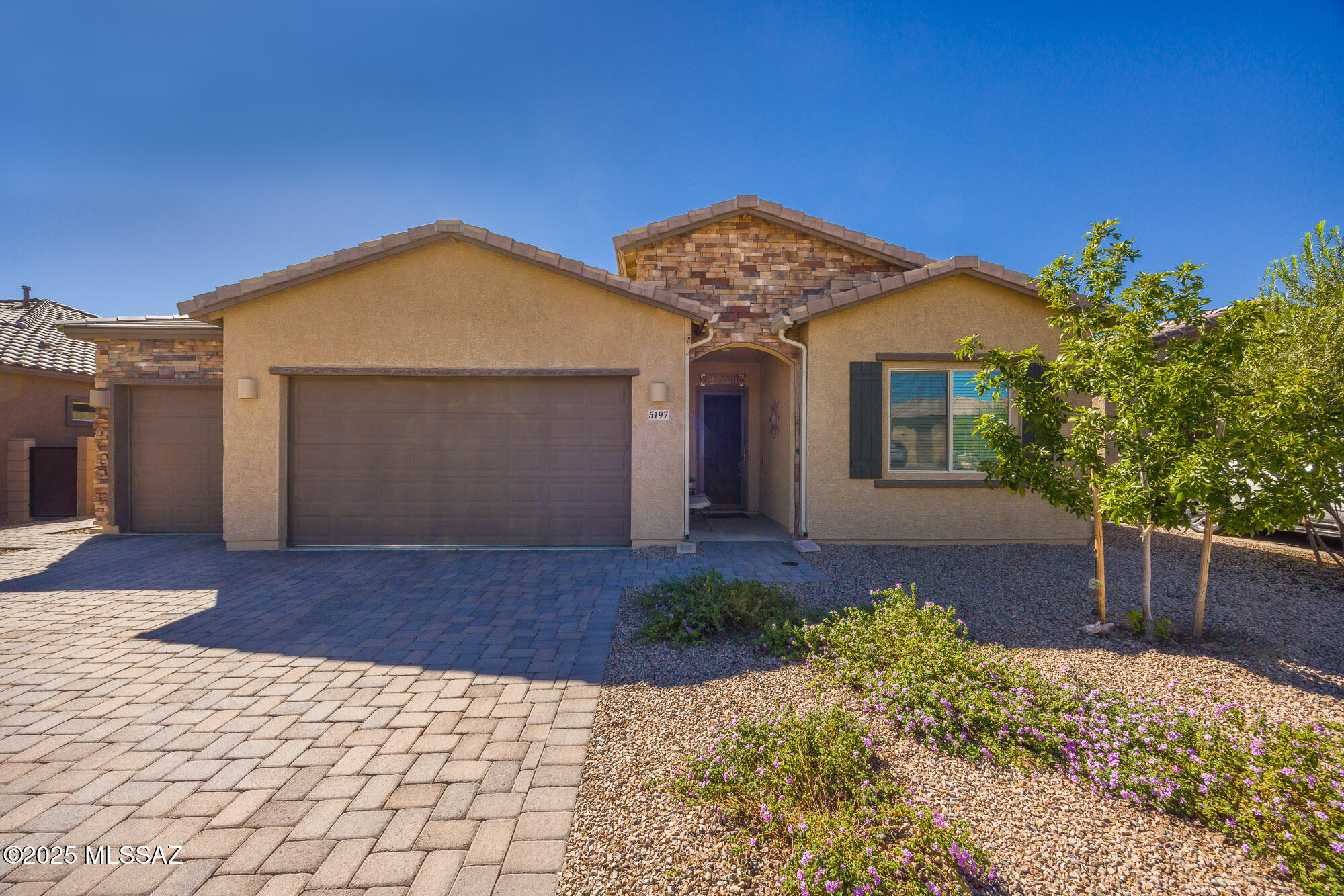 5197 W Ridgemont Court