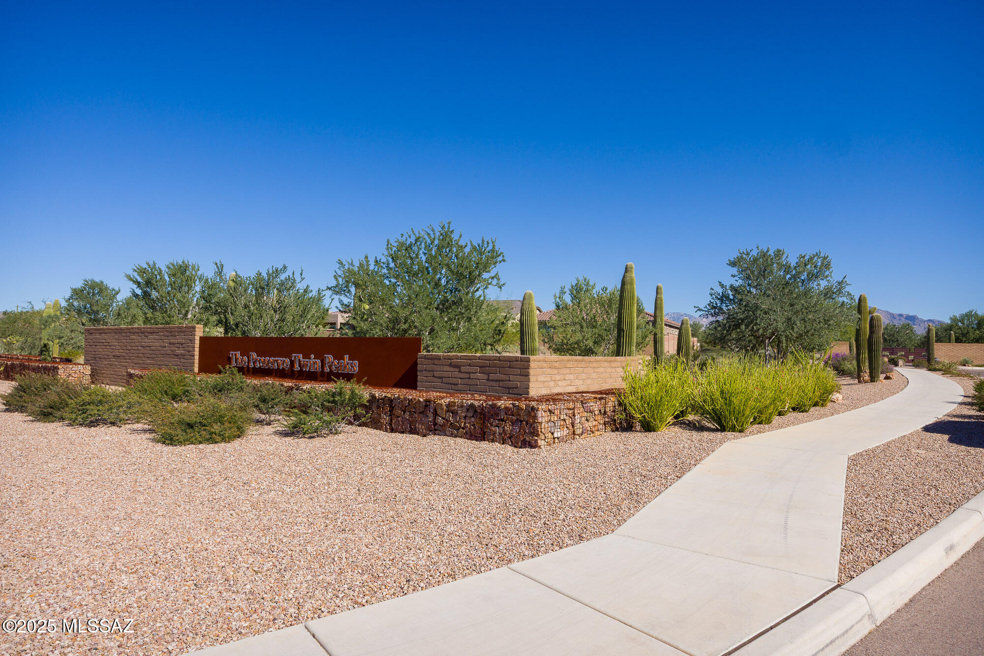 5197 W Ridgemont Court