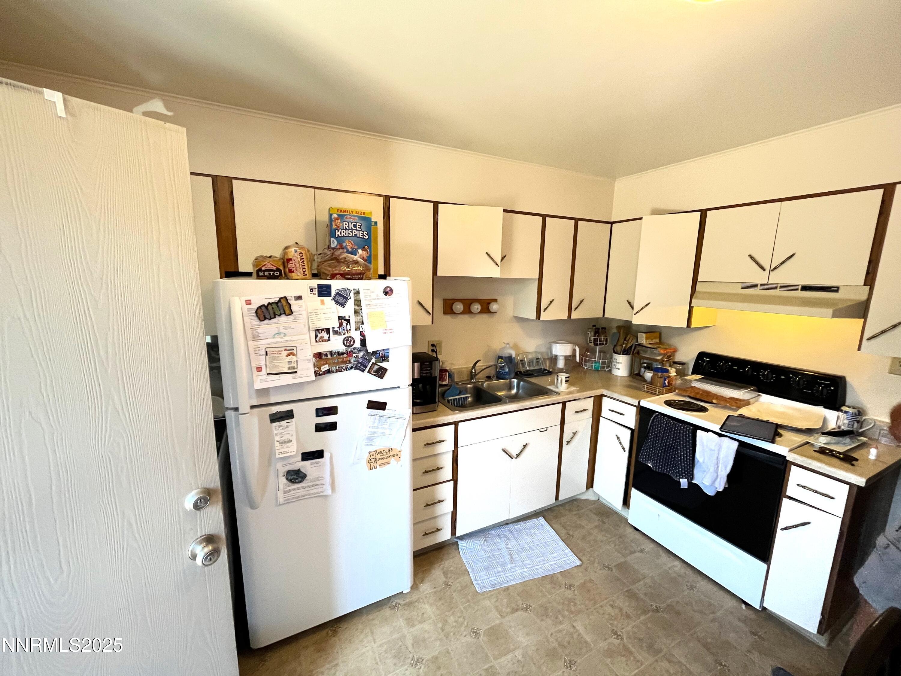 985 E Taylor Street, Reno