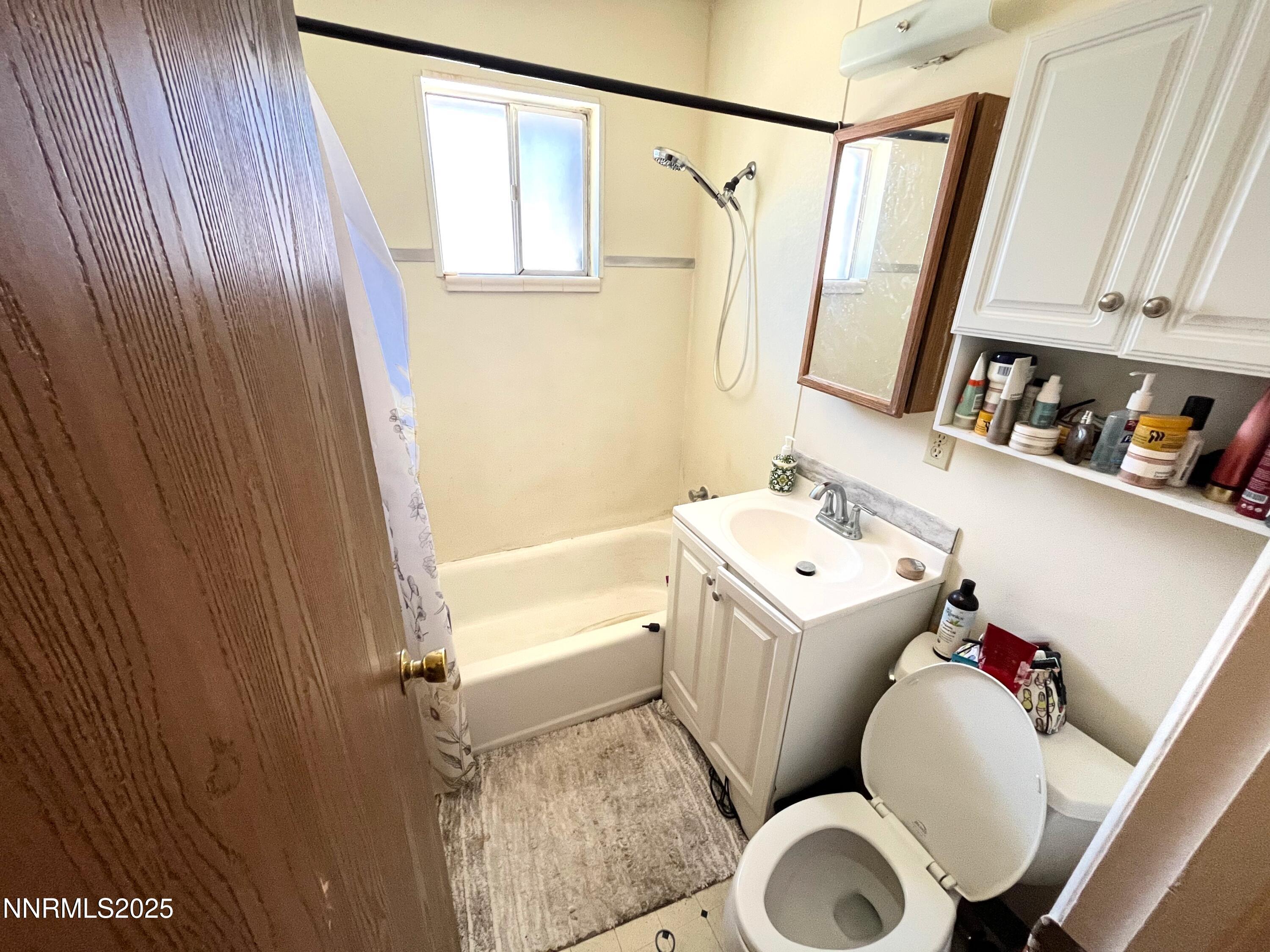 985 E Taylor Street, Reno