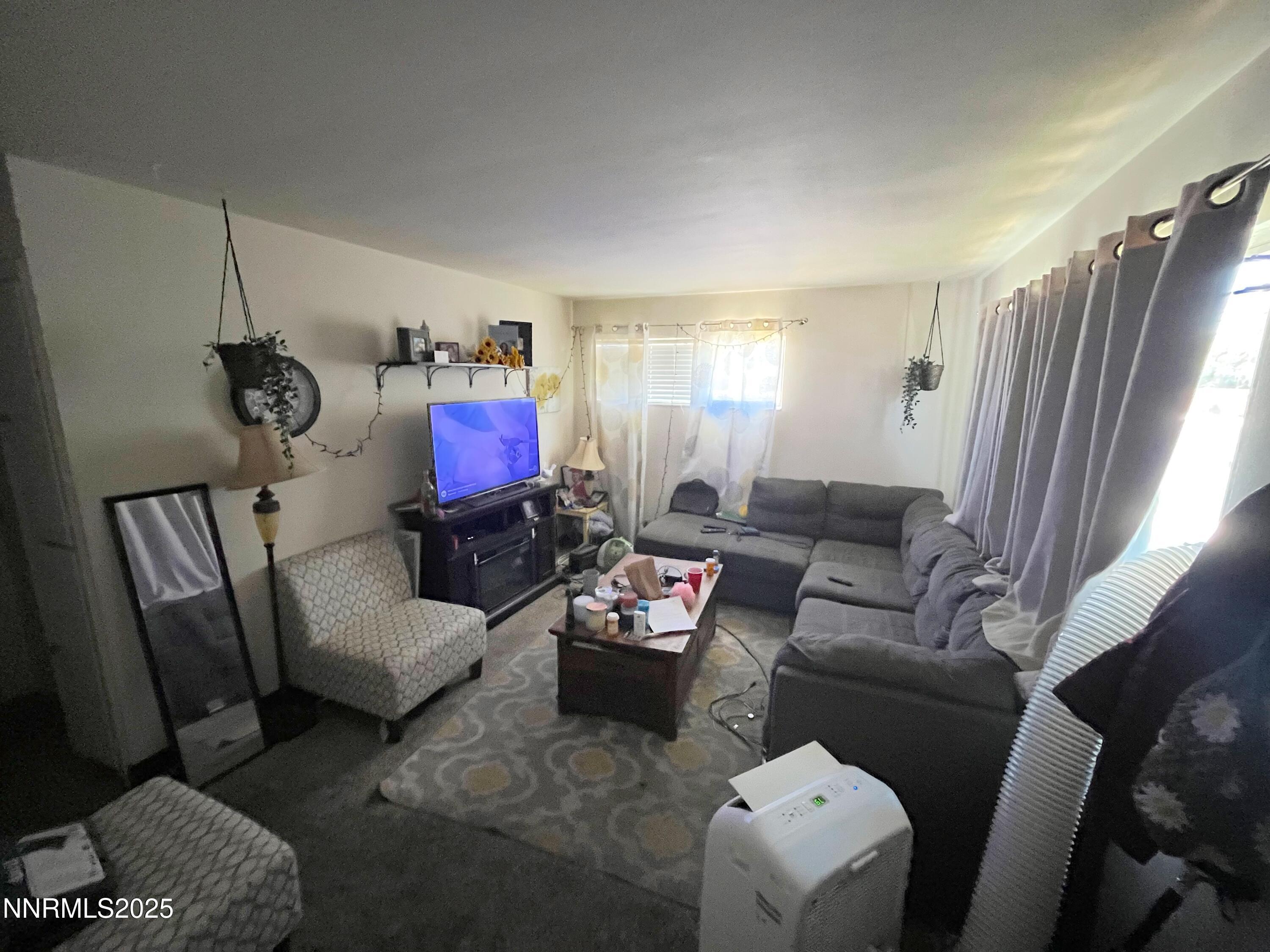 985 E Taylor Street, Reno