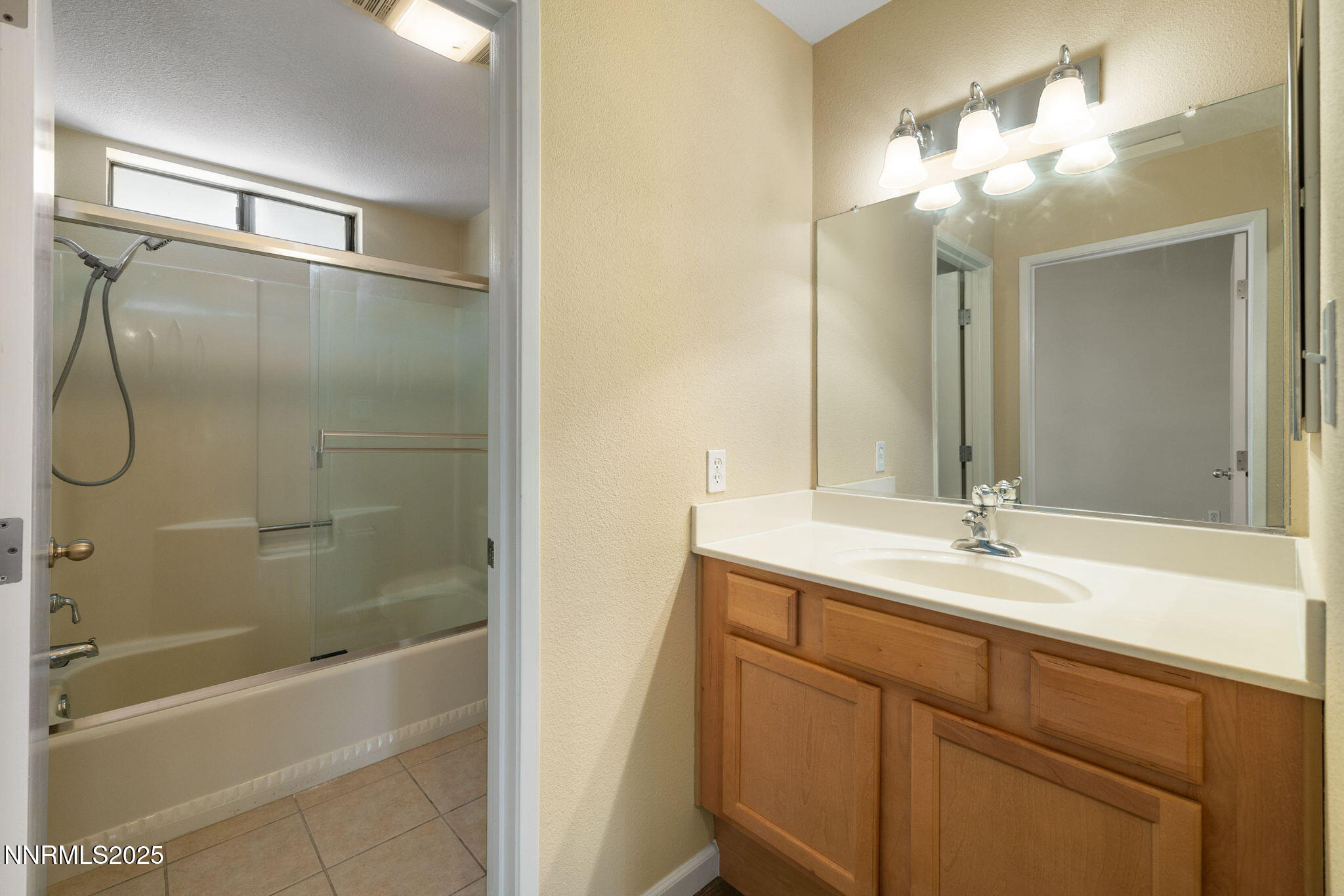 2704 Eastshore Place