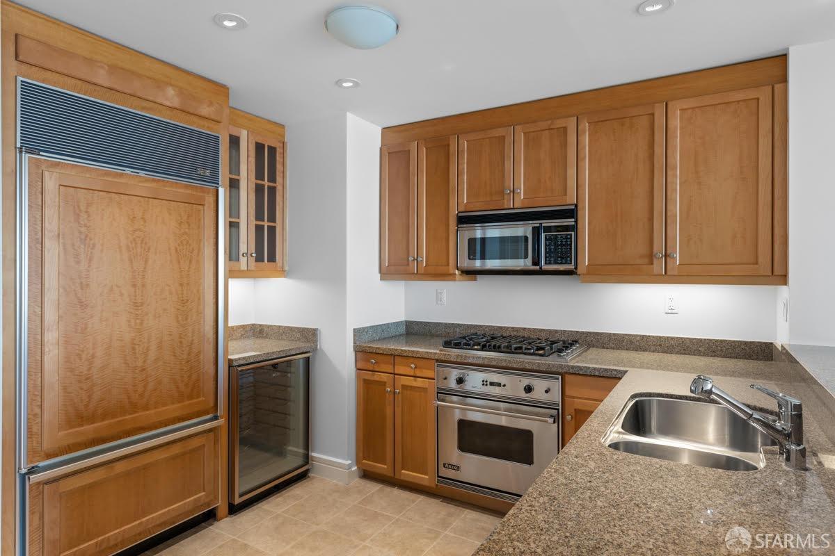 765 Market Street # 33H