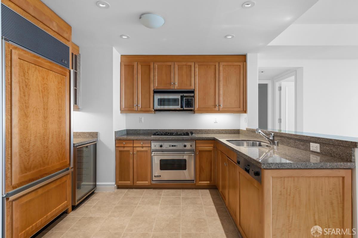 765 Market Street # 33H