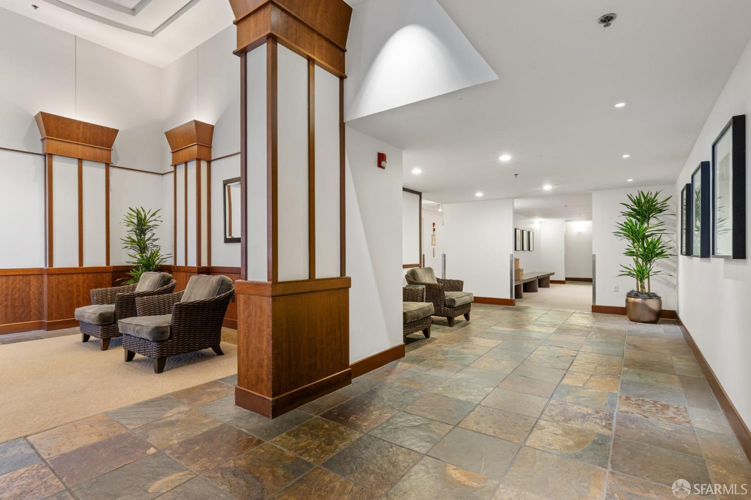 1800 Washington Street # 815
