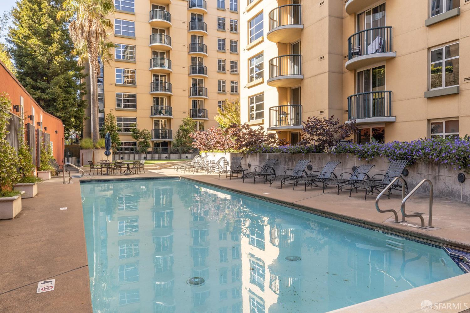 1800 Washington Street # 815