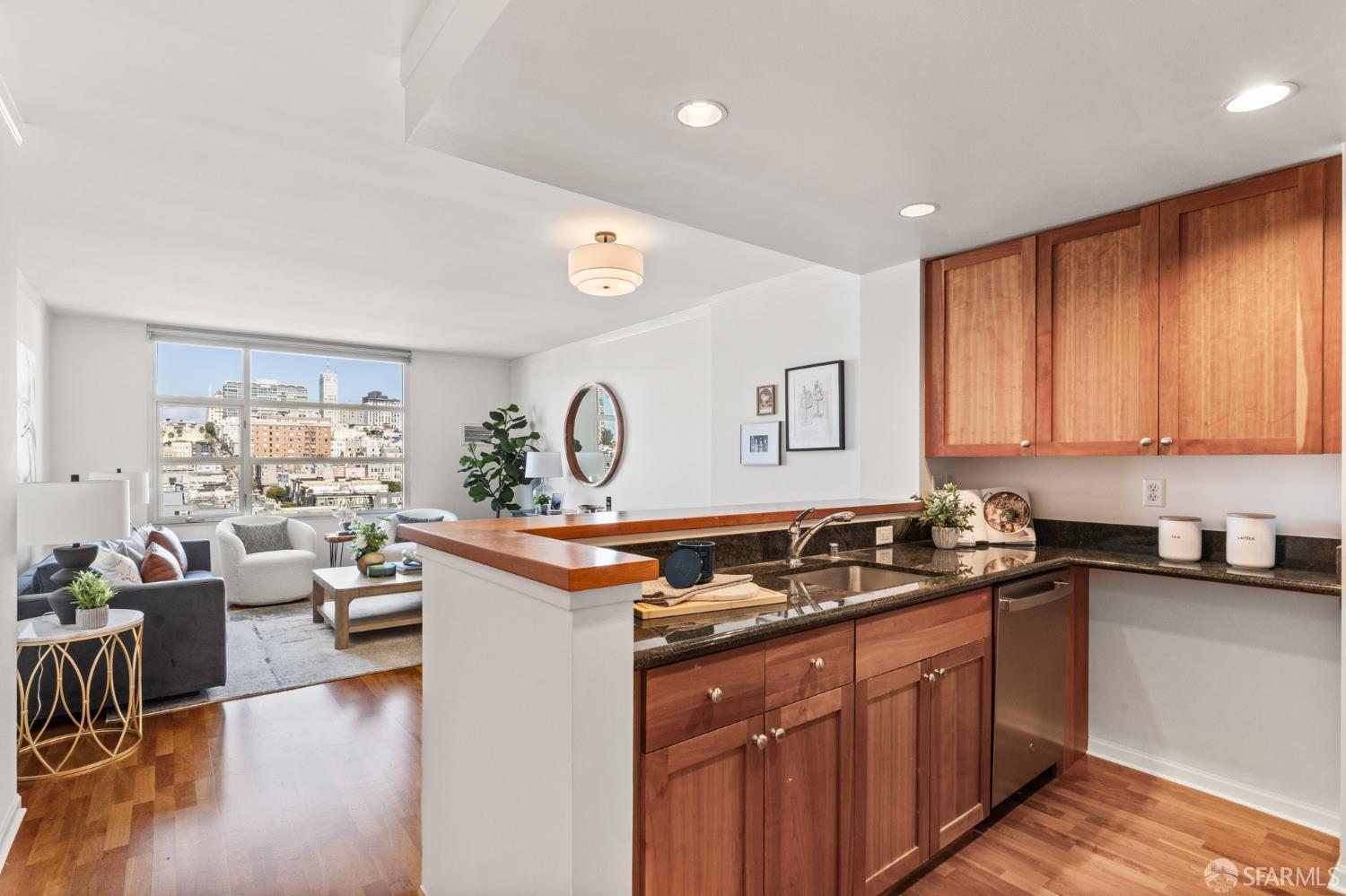 1800 Washington Street # 815