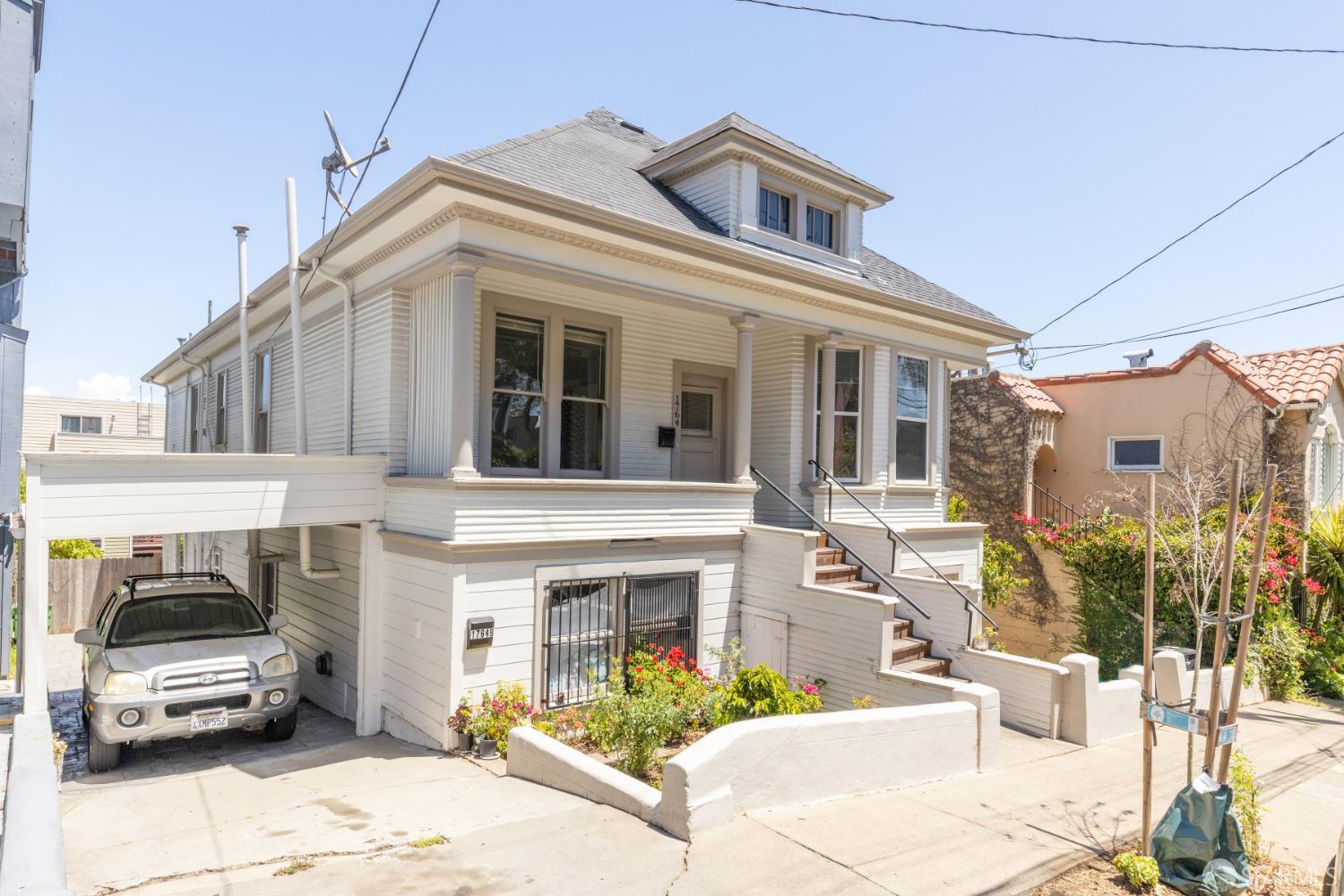 1762-1764 Quesada Avenue
