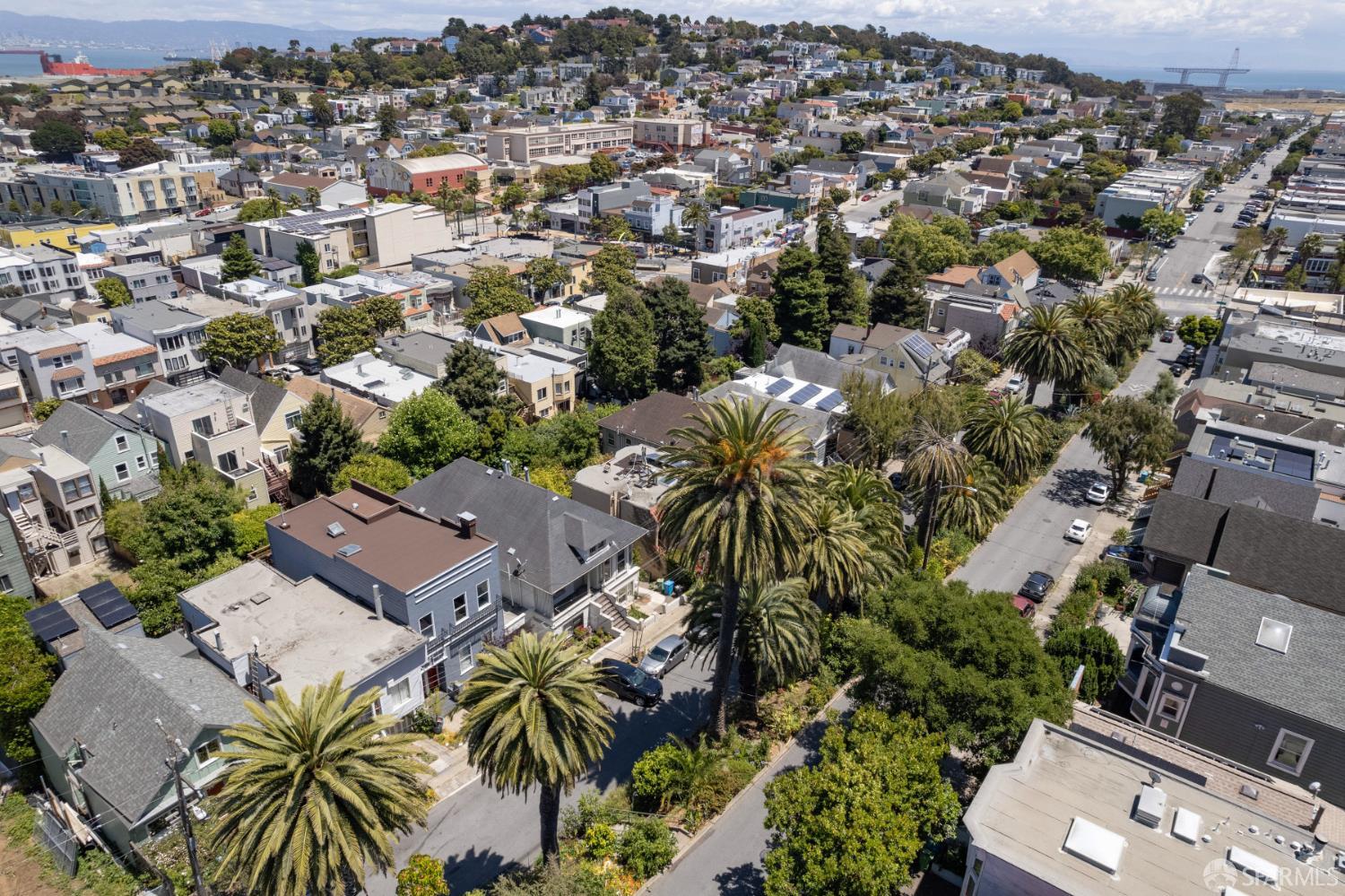 1762-1764 Quesada Avenue