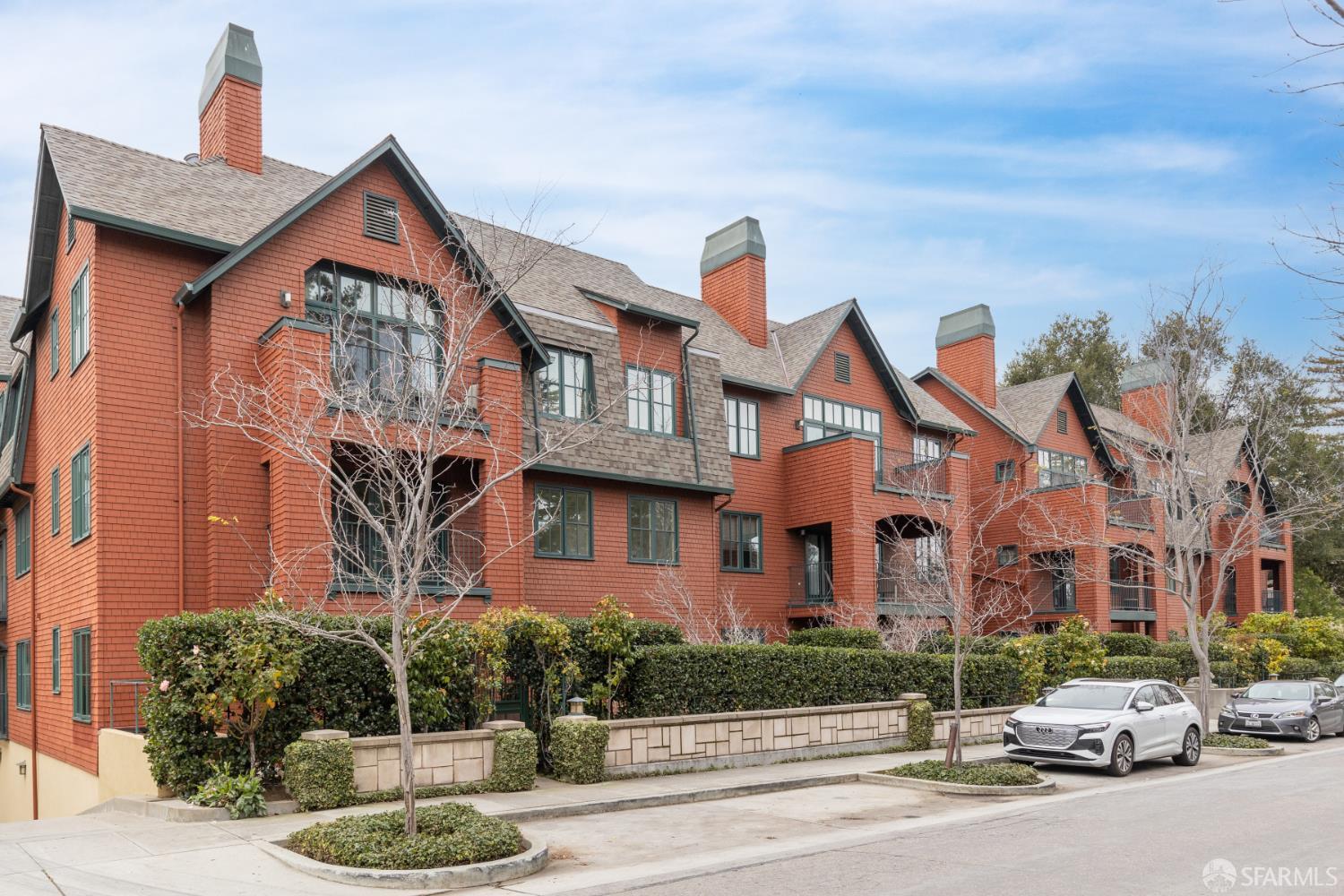 38 3rd Street # 204
