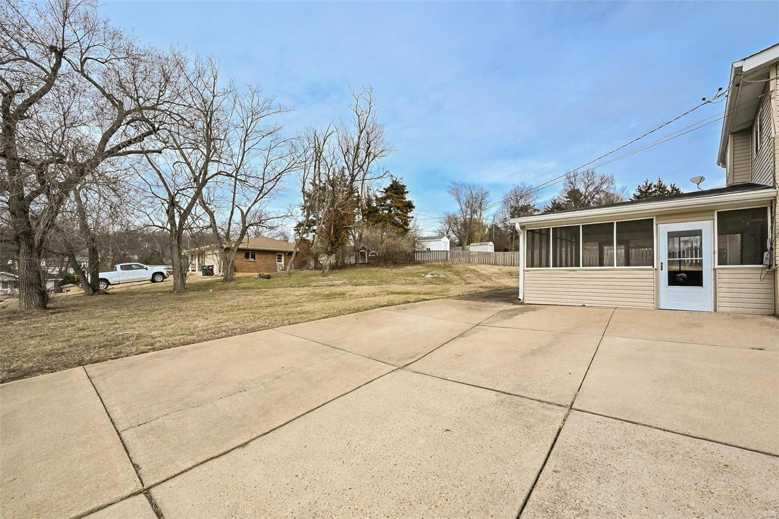 52 Forest Knoll Drive