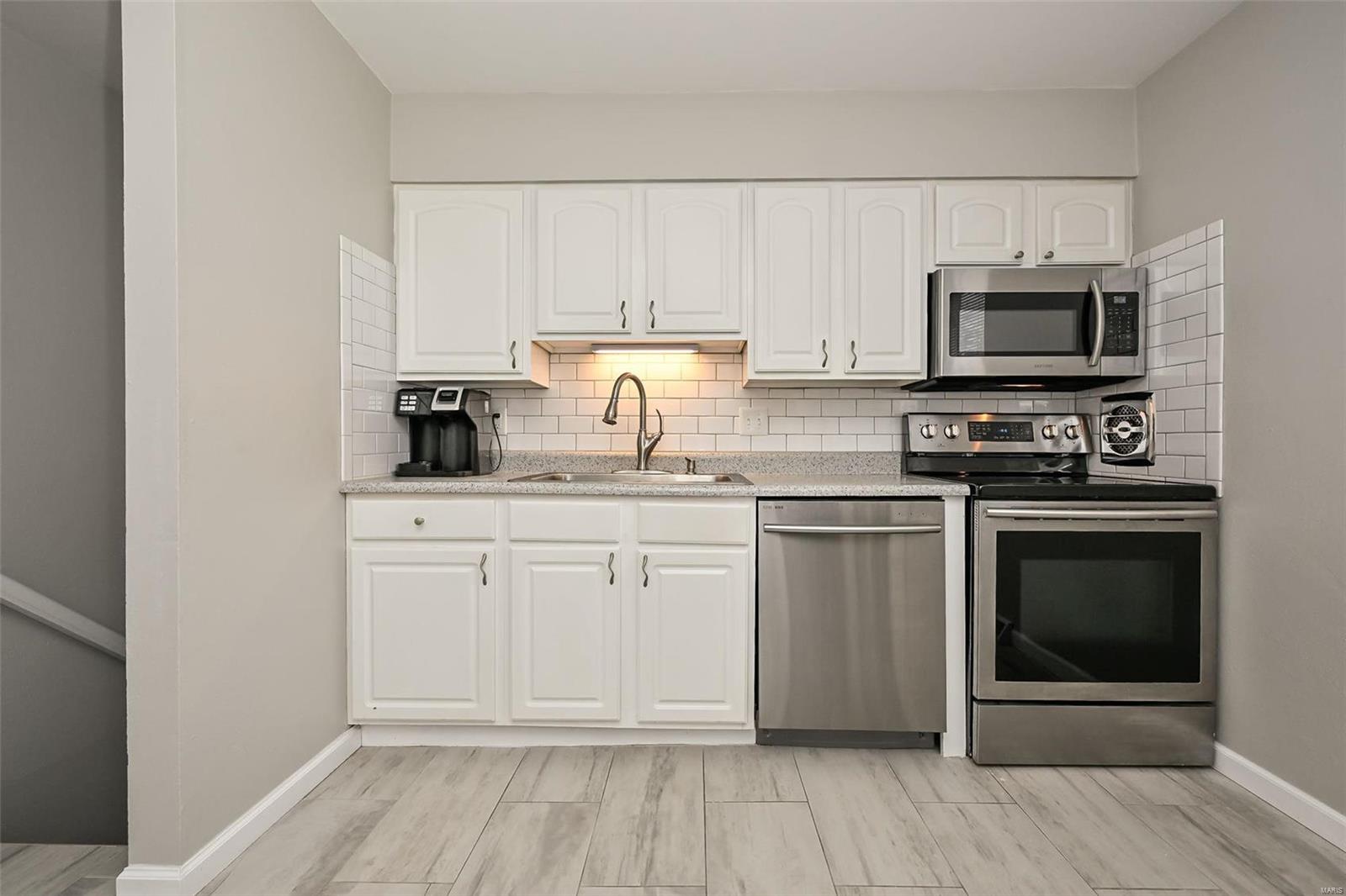 52 Forest Knoll Drive